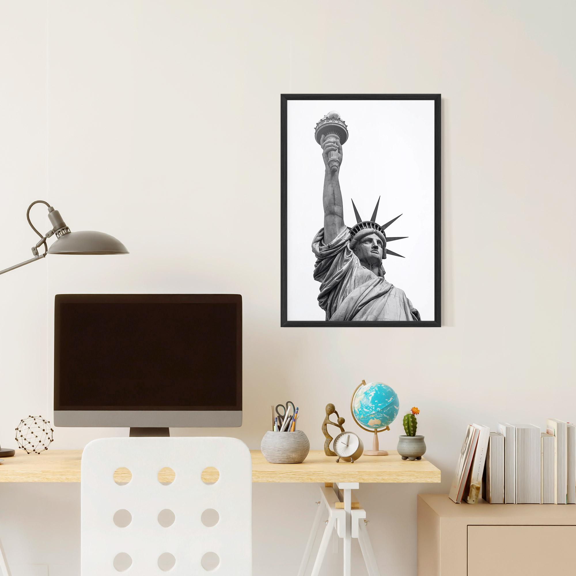 Gerahmte Poster Liberty Statue mockup 6