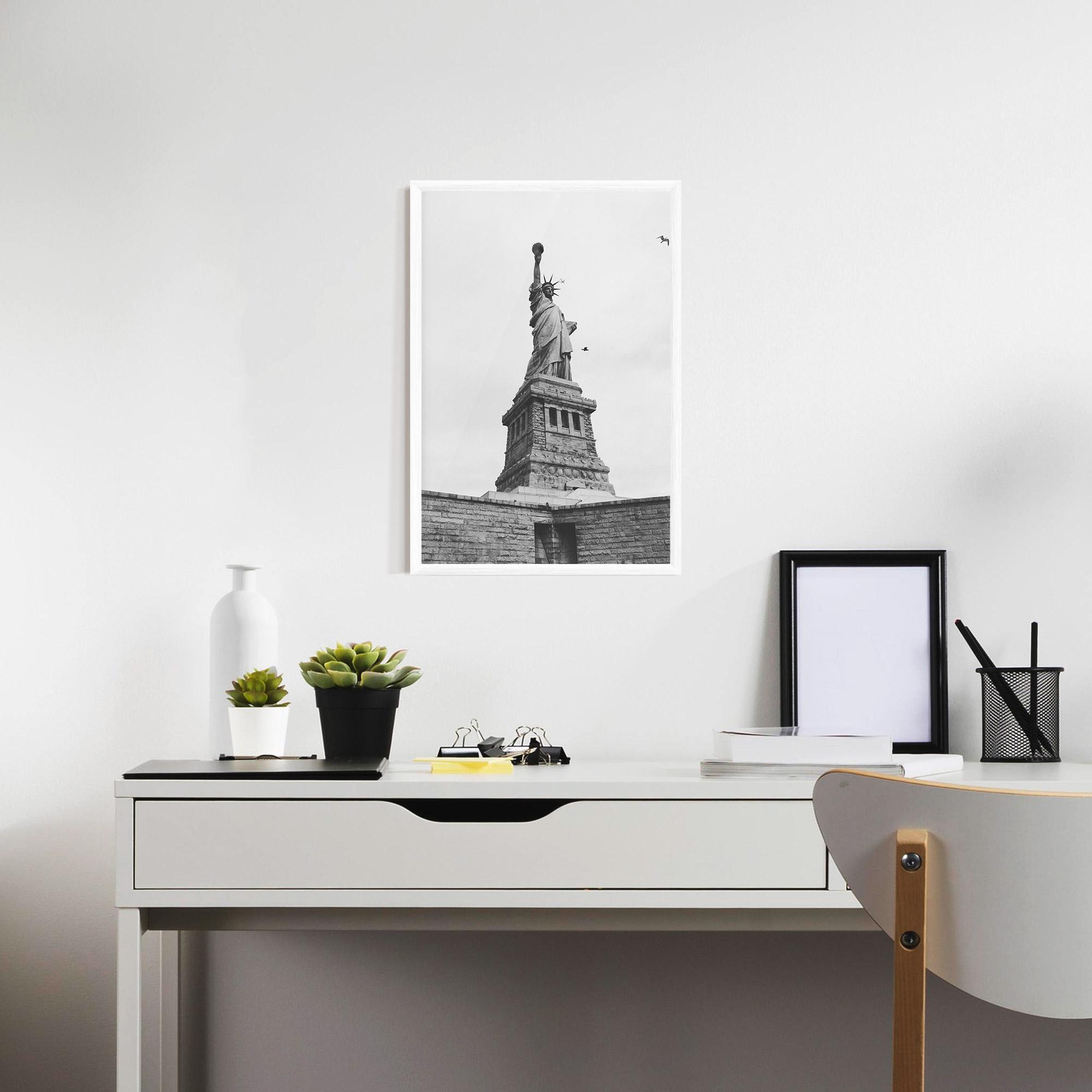 Gerahmte Poster The Statue Of Liberty mockup 7