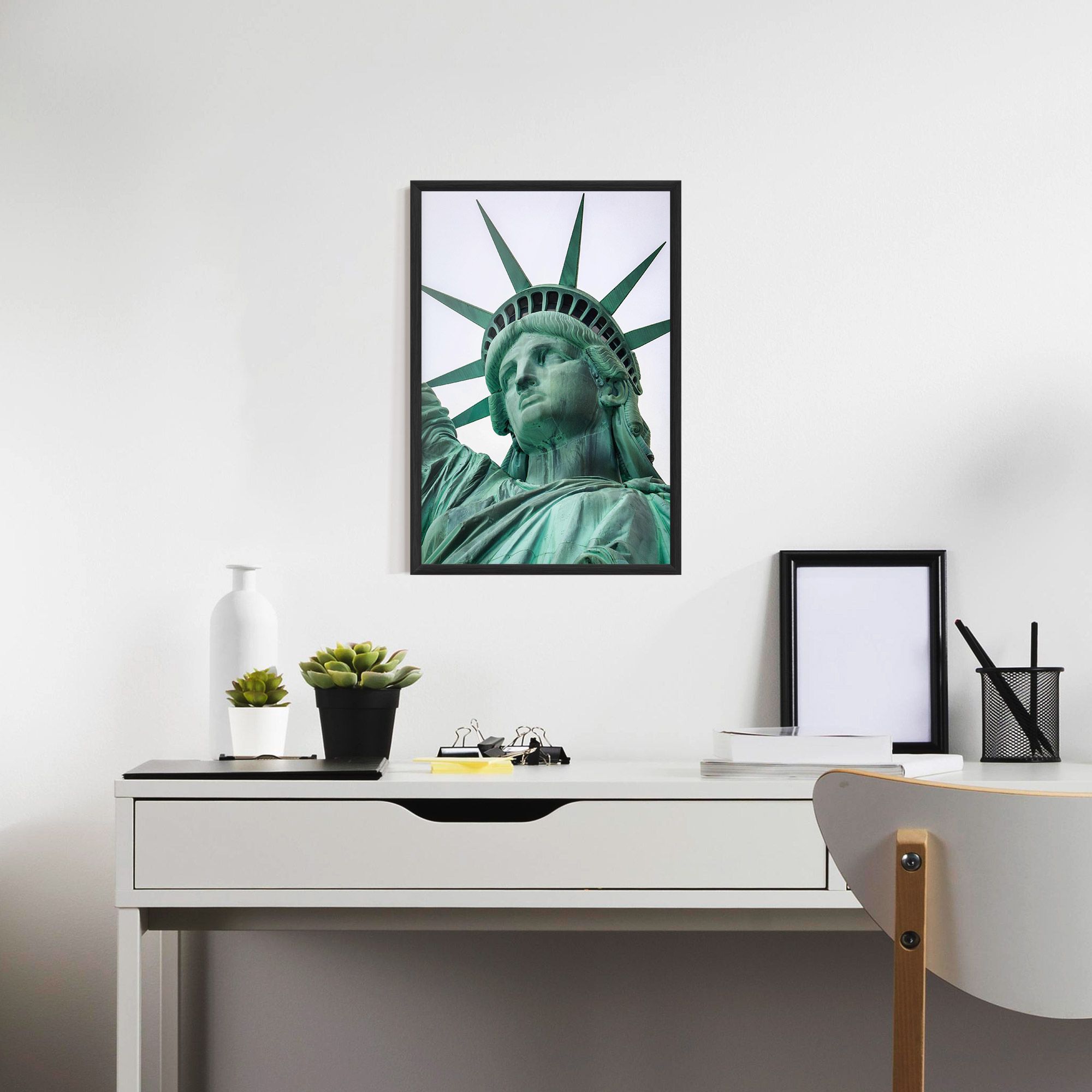 Statue Of Liberty Head mockup 7