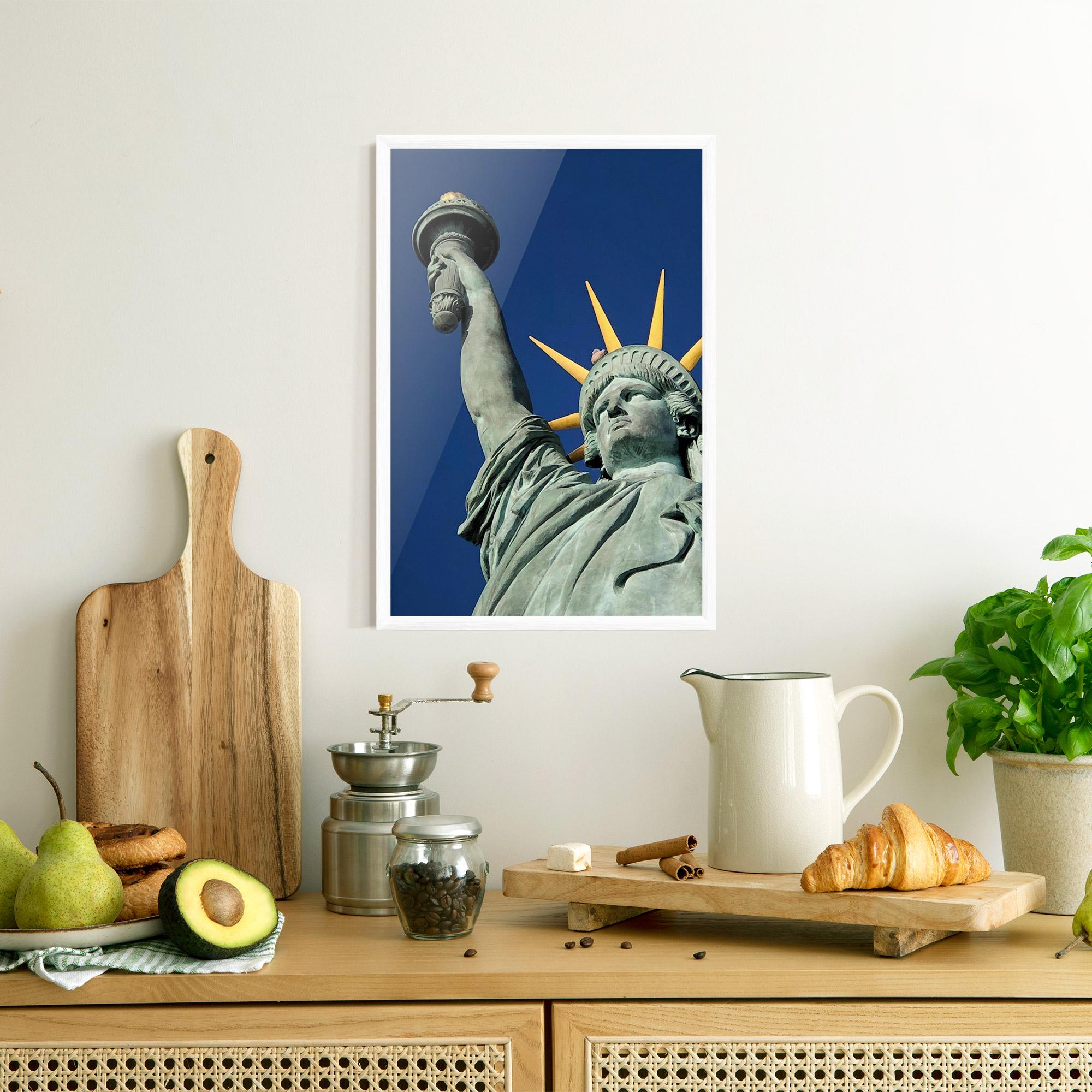 Gerahmte Poster Statue Of Liberty mockup 8