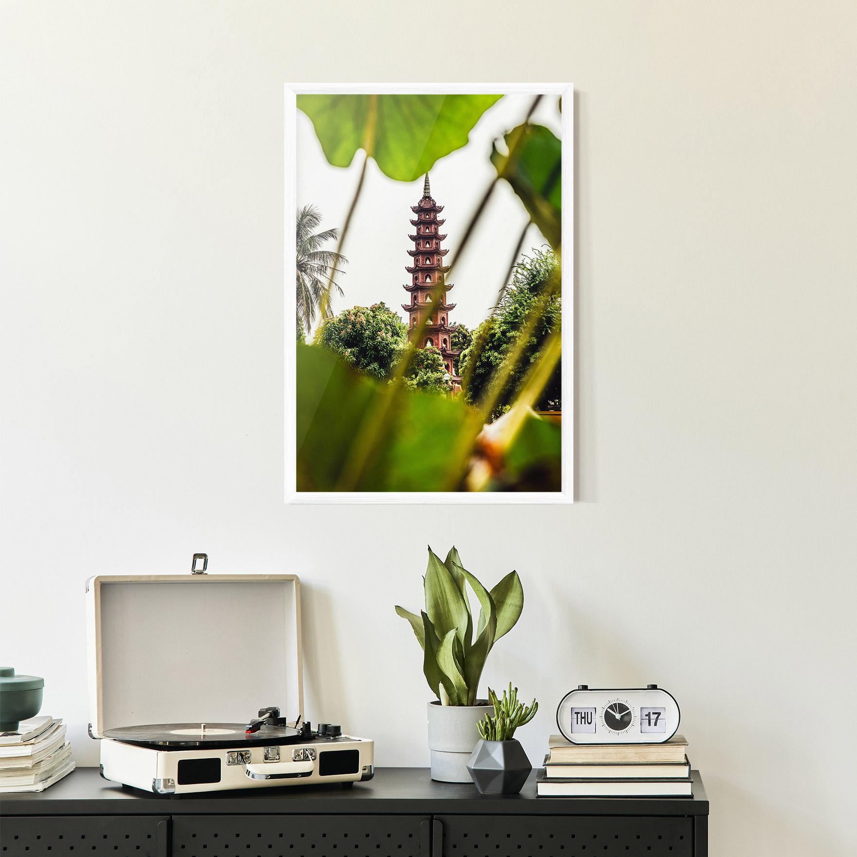 Gerahmte Poster Tran Quoc Pagoda mockup 2