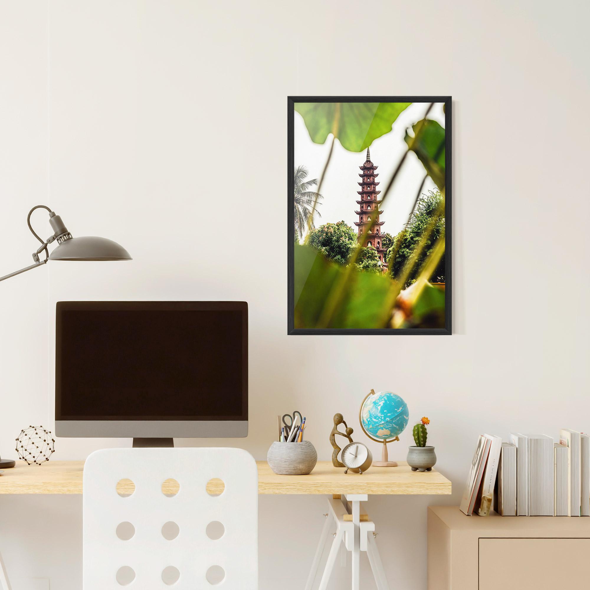 Gerahmte Poster Tran Quoc Pagoda mockup 6