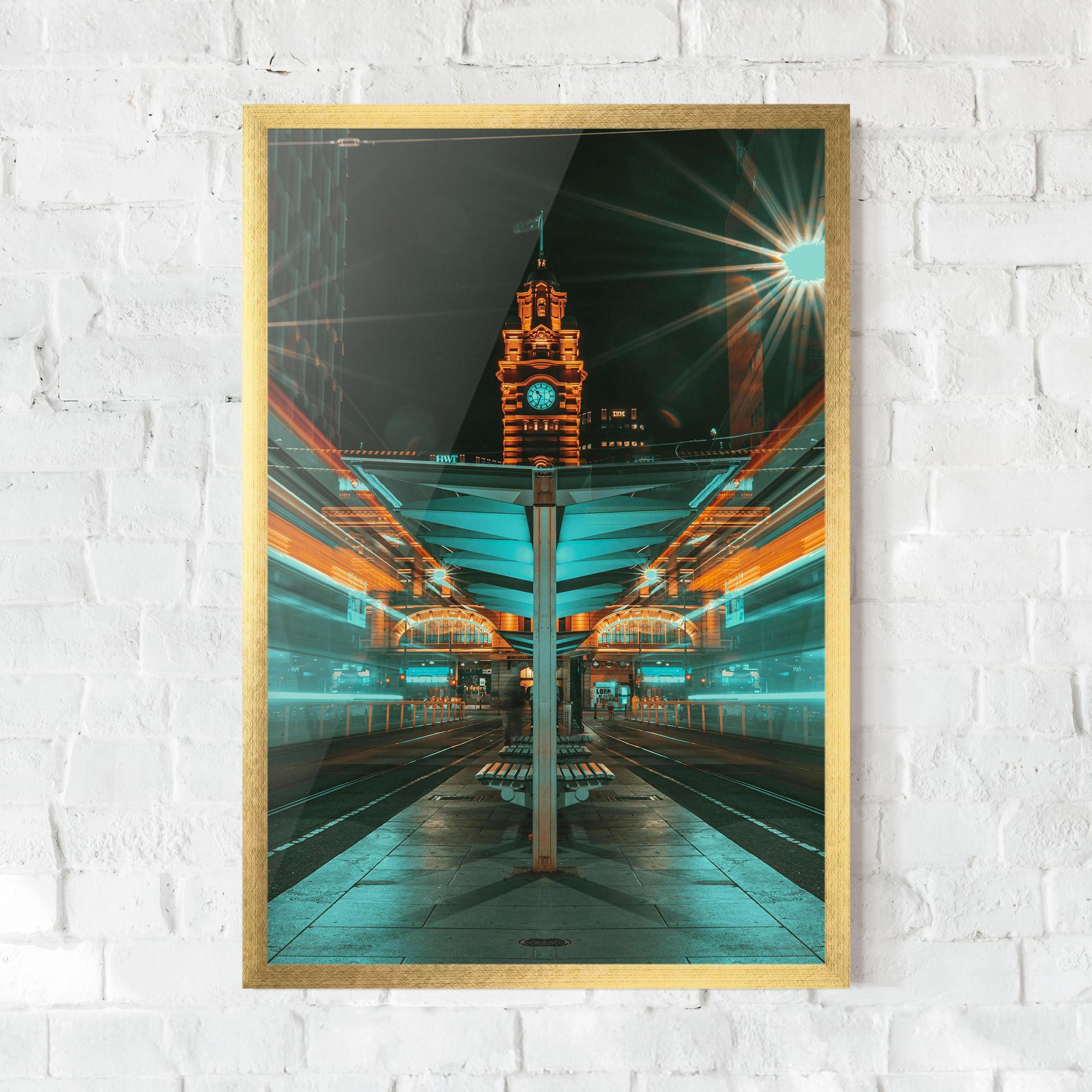 Gerahmte Poster Clock Tower Light mockup 0