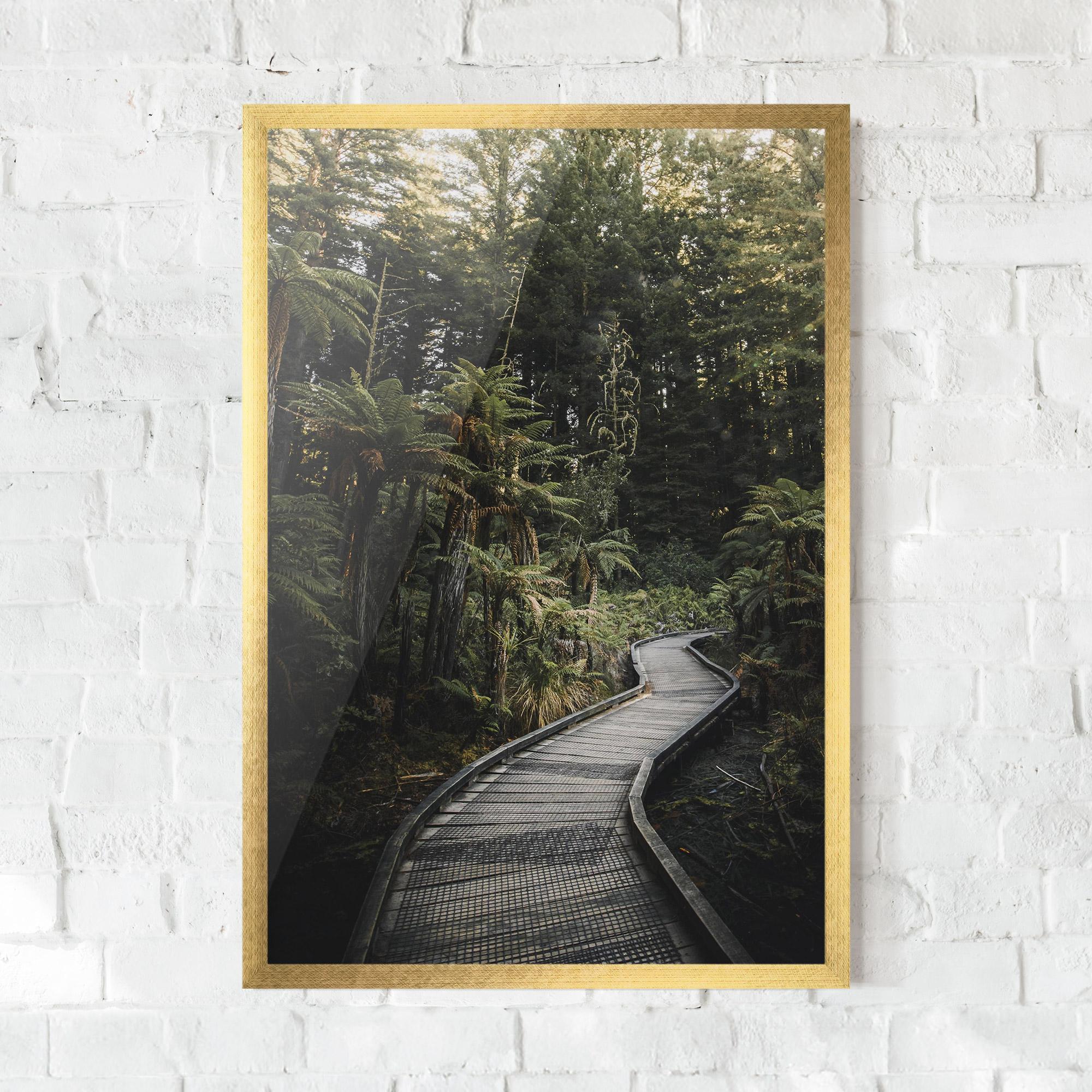 Gerahmte Poster Forest Path View mockup 0