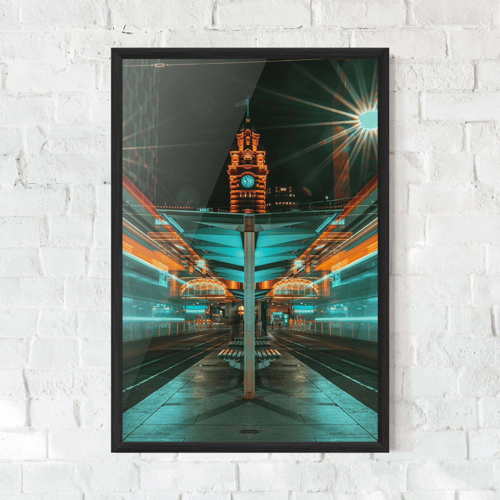 Gerahmte Poster Clock Tower Light mockup 0