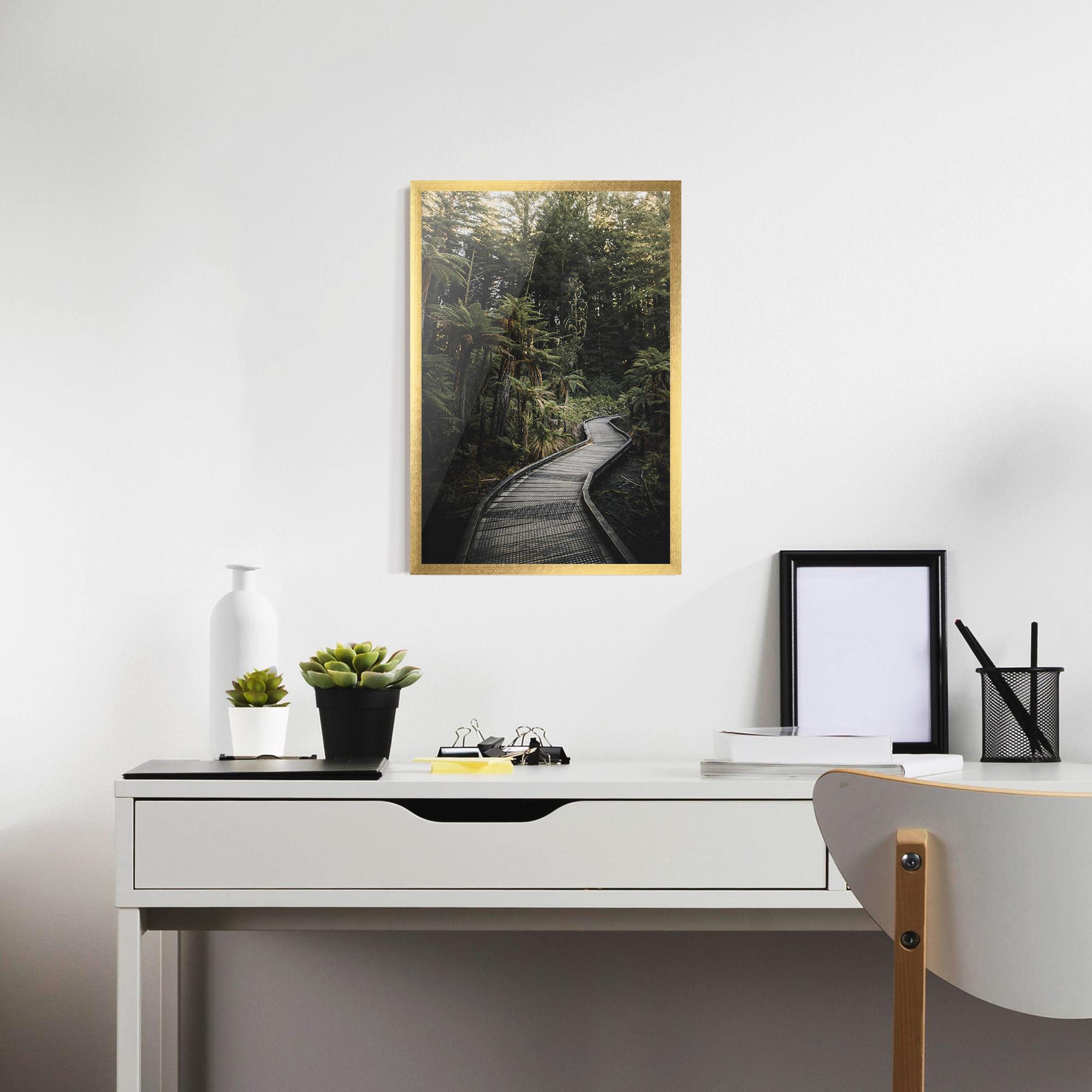 Gerahmte Poster Forest Path View mockup 7