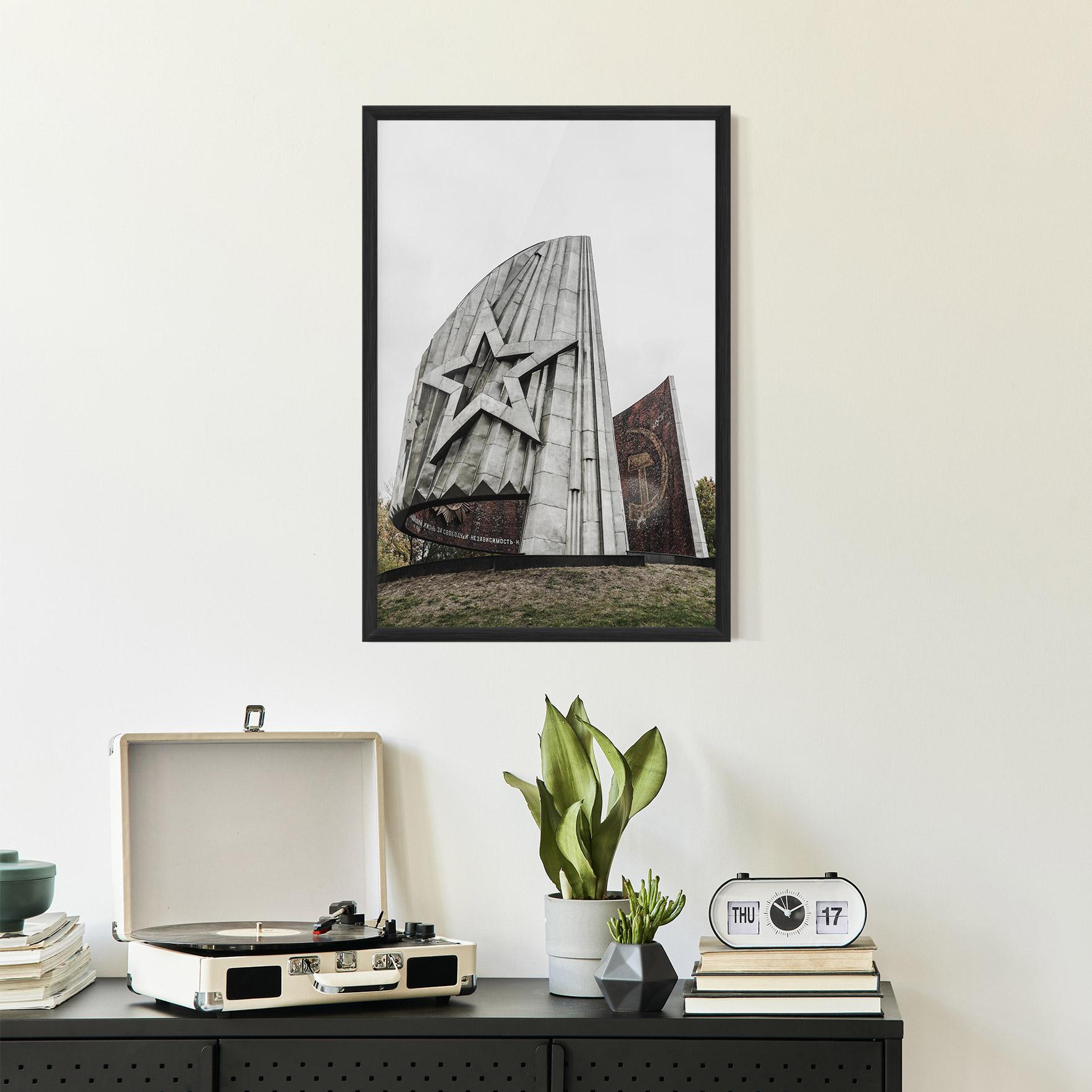 Gerahmte Poster Monument Of Glory mockup 2