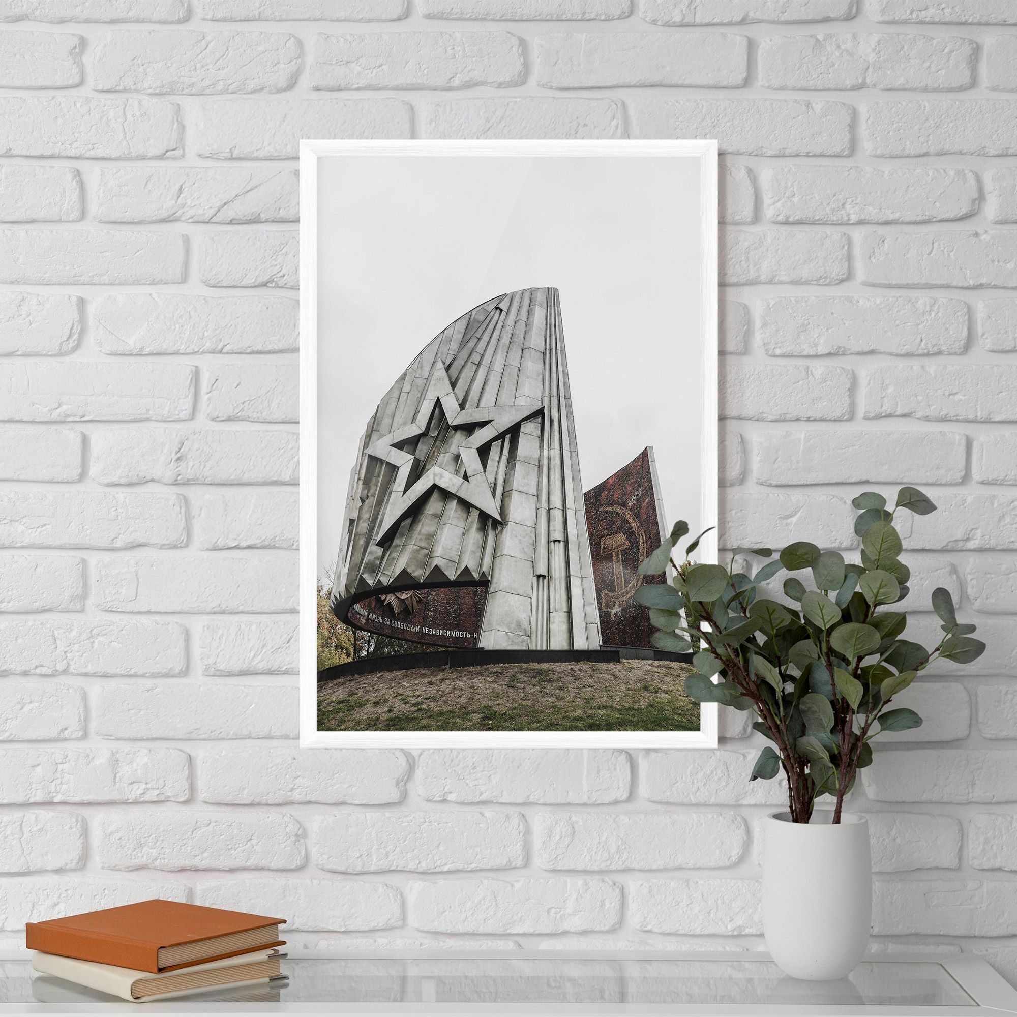 Monument Of Glory mockup 5