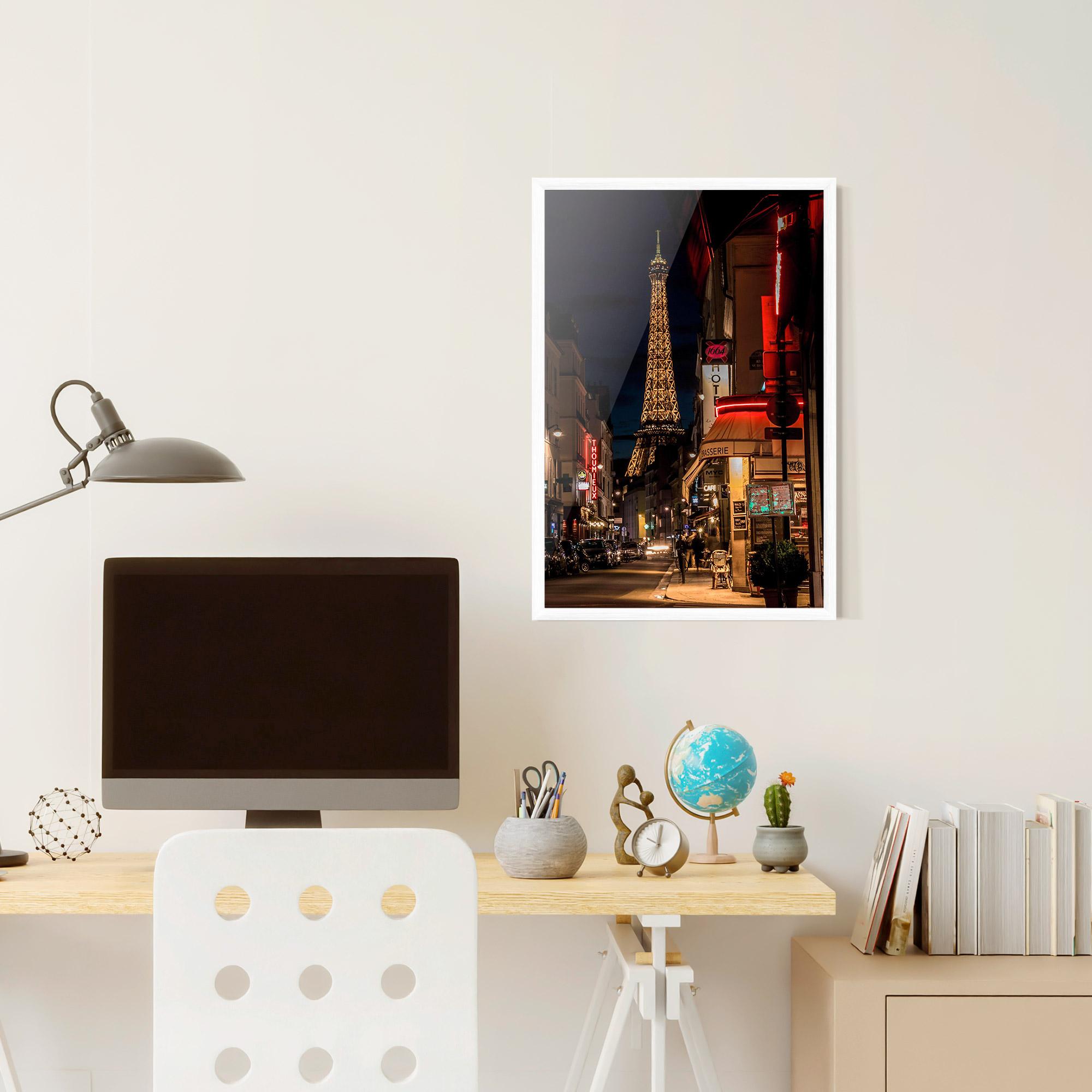 Gerahmte Poster Paris Walk mockup 6