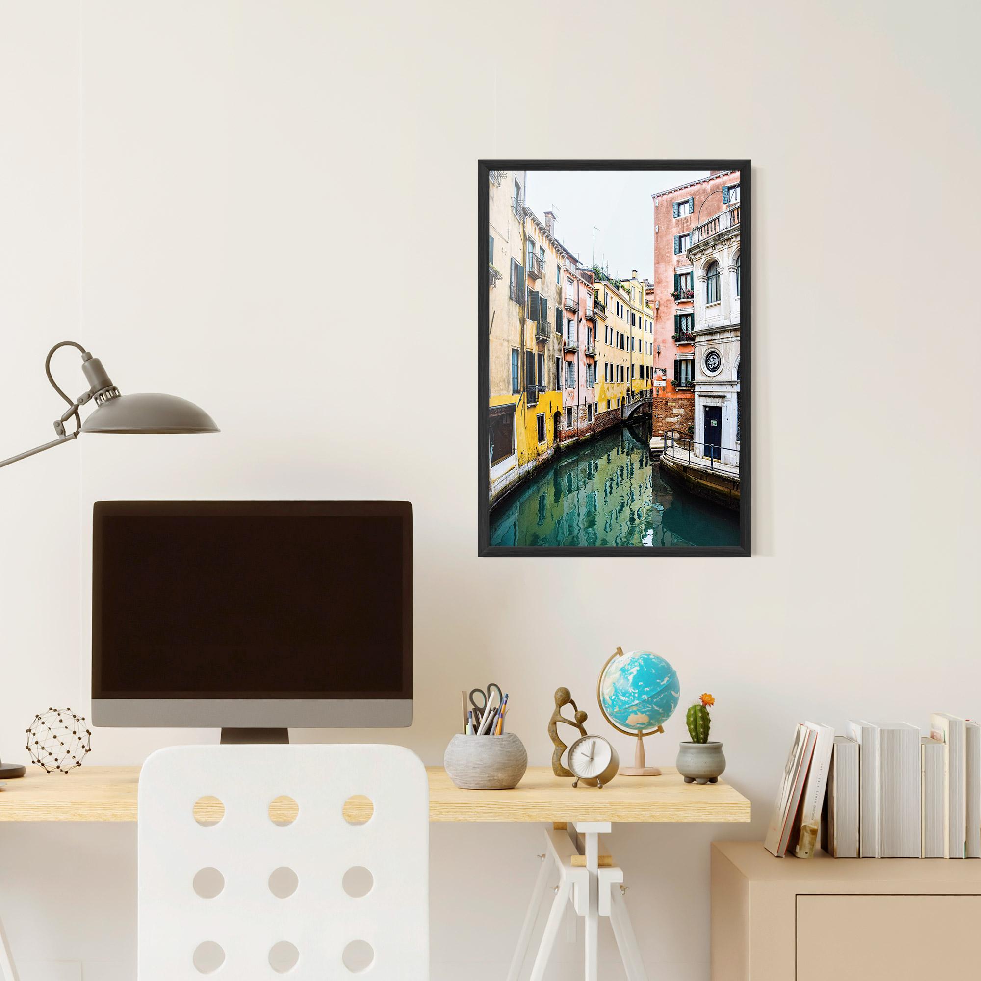 Gerahmte Poster Colorful Water Building mockup 6