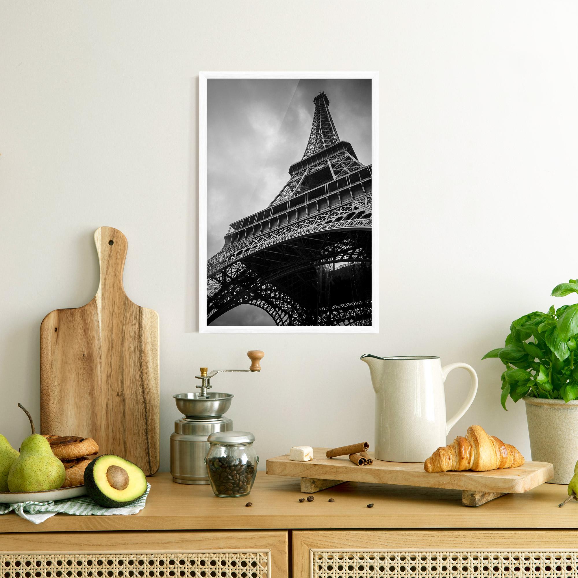 Gerahmte Poster Eiffel Grey Tower mockup 8