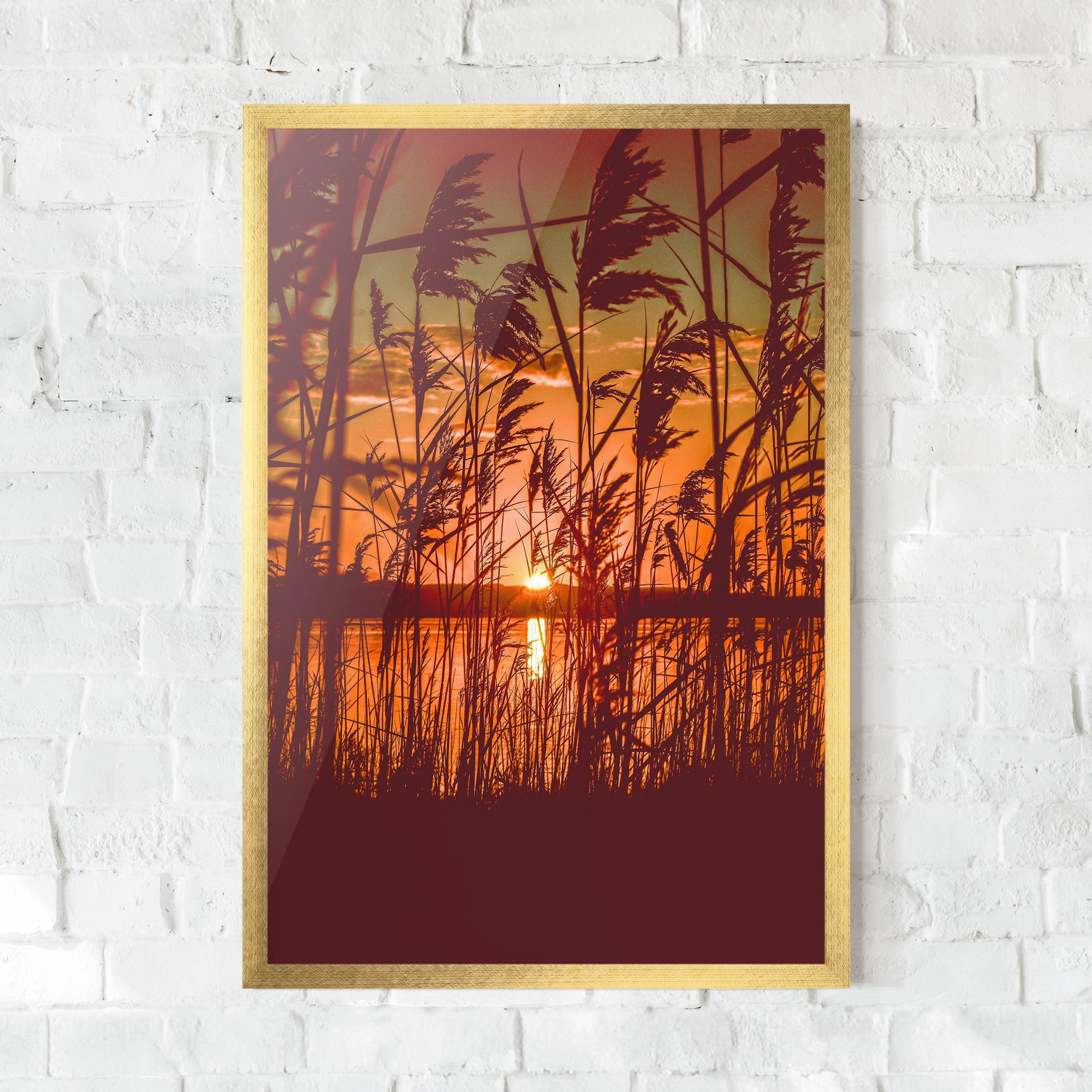 Gerahmte Poster Red Sunset Lake mockup 0