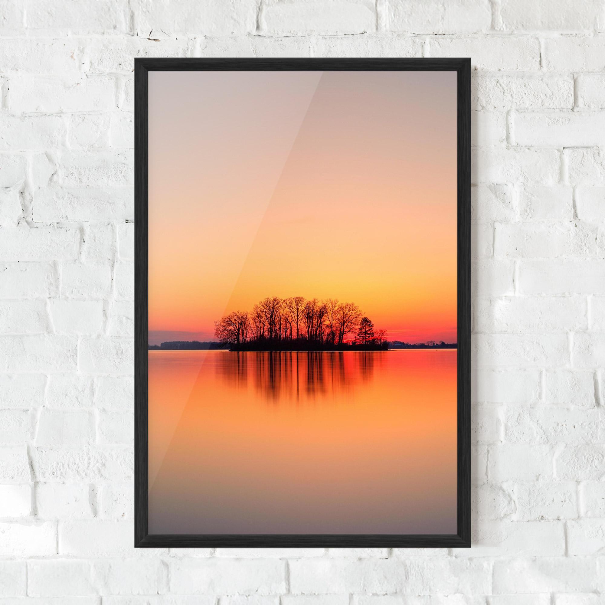 Gerahmte Poster Tree Sunset Lake mockup 0
