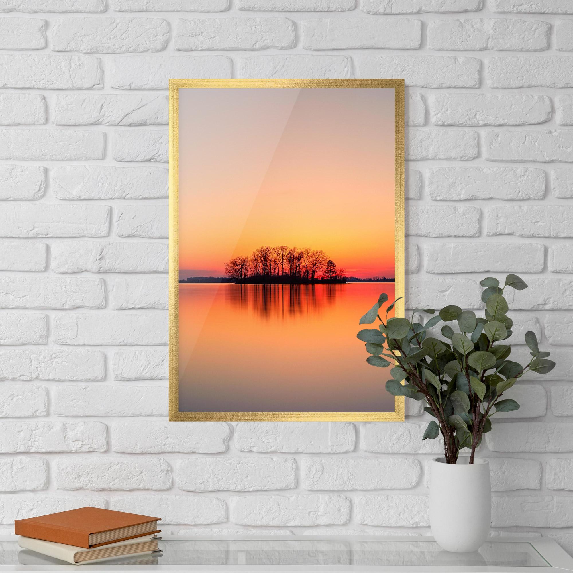 Gerahmte Poster Tree Sunset Lake mockup 5