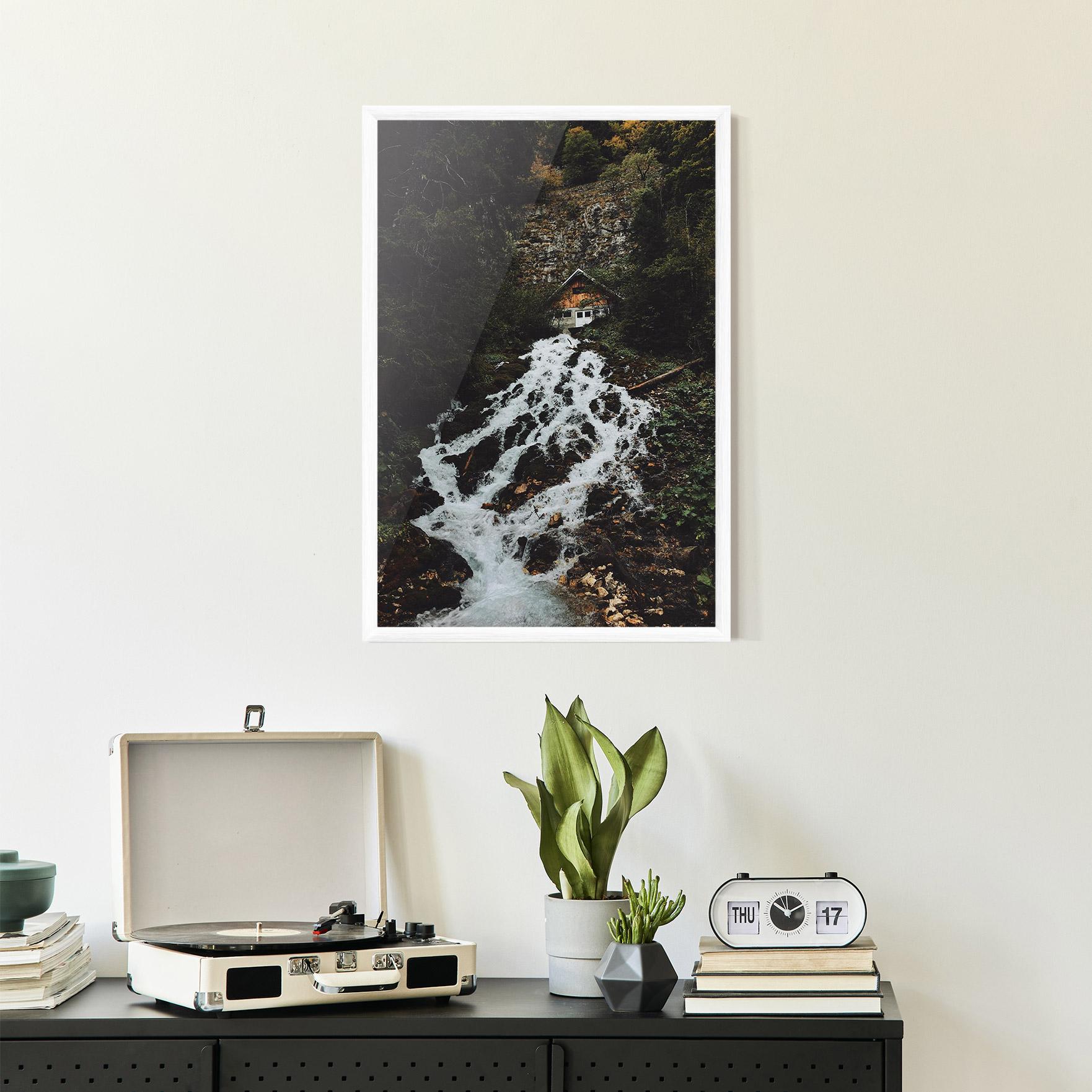 Gerahmte Poster Waterfall From Home mockup 2