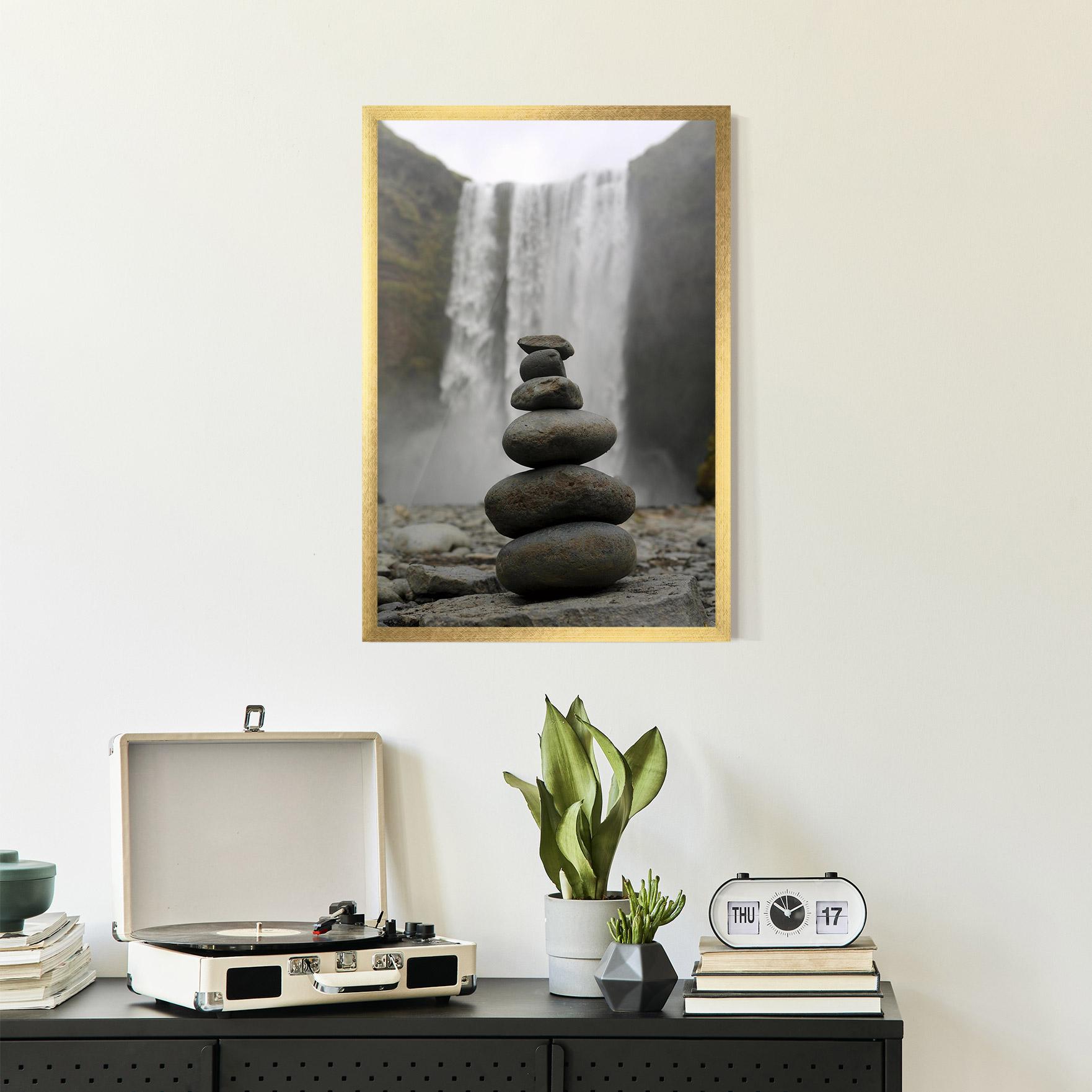 Gerahmte Poster Balanced Rocks Waterfall mockup 2
