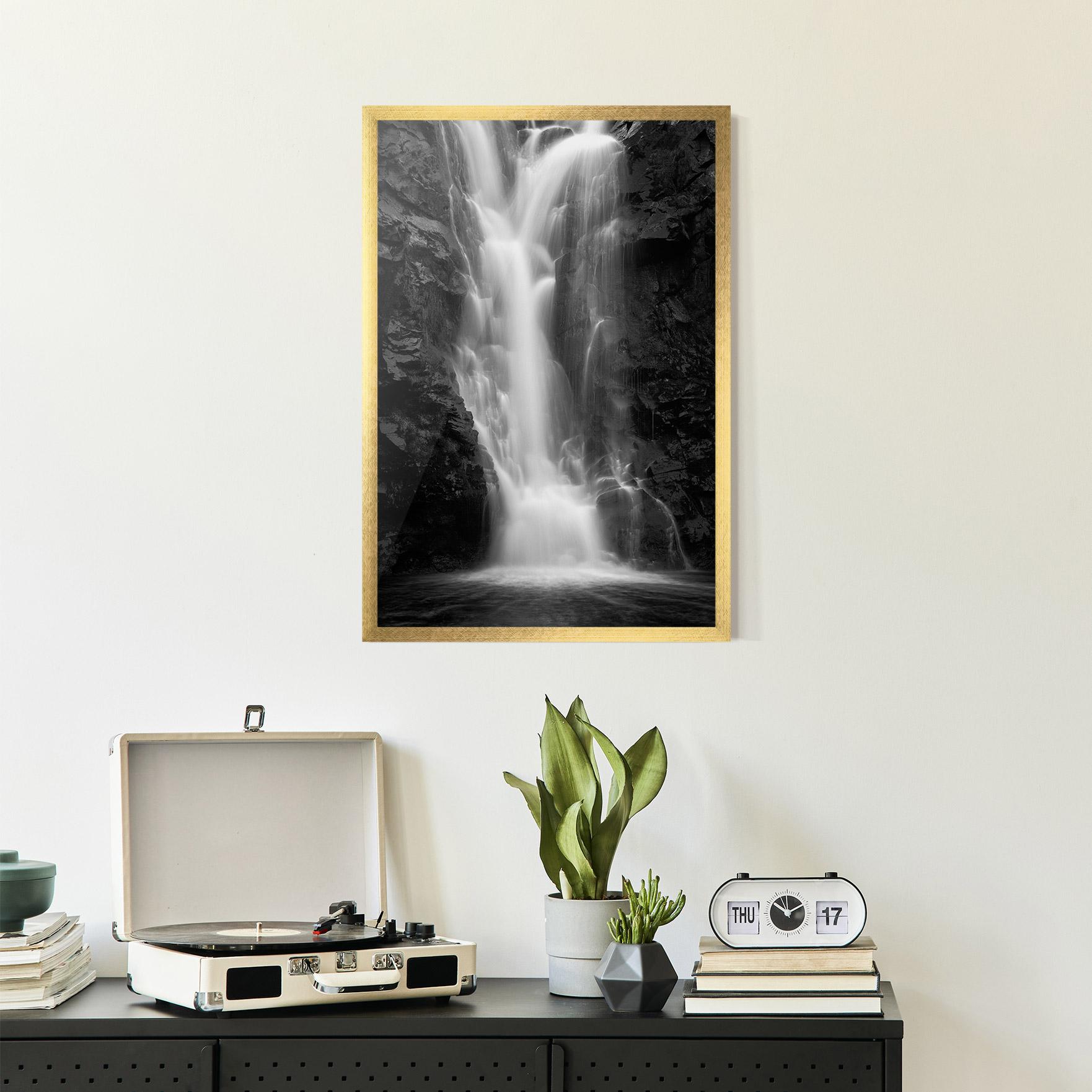 Gerahmte Poster Black Rock Waterfall View mockup 2
