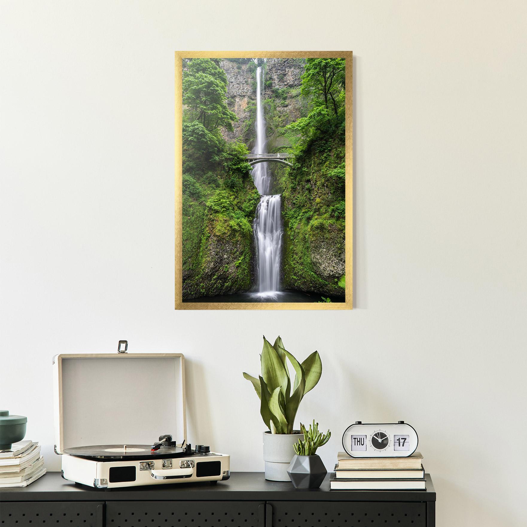 Gerahmte Poster Green Leaves Bridge View mockup 2