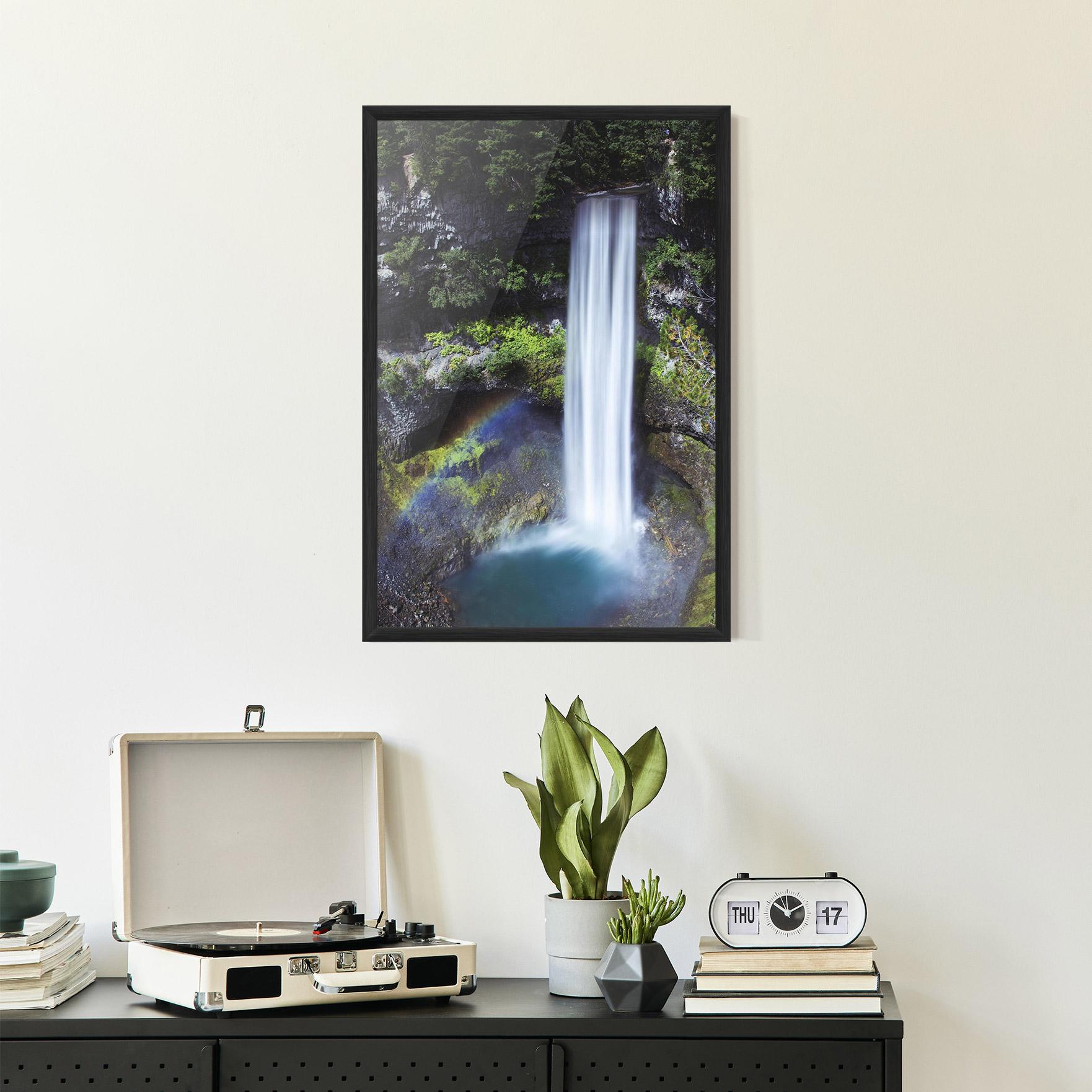 Gerahmte Poster Pretty Rainbow Waterfall mockup 2