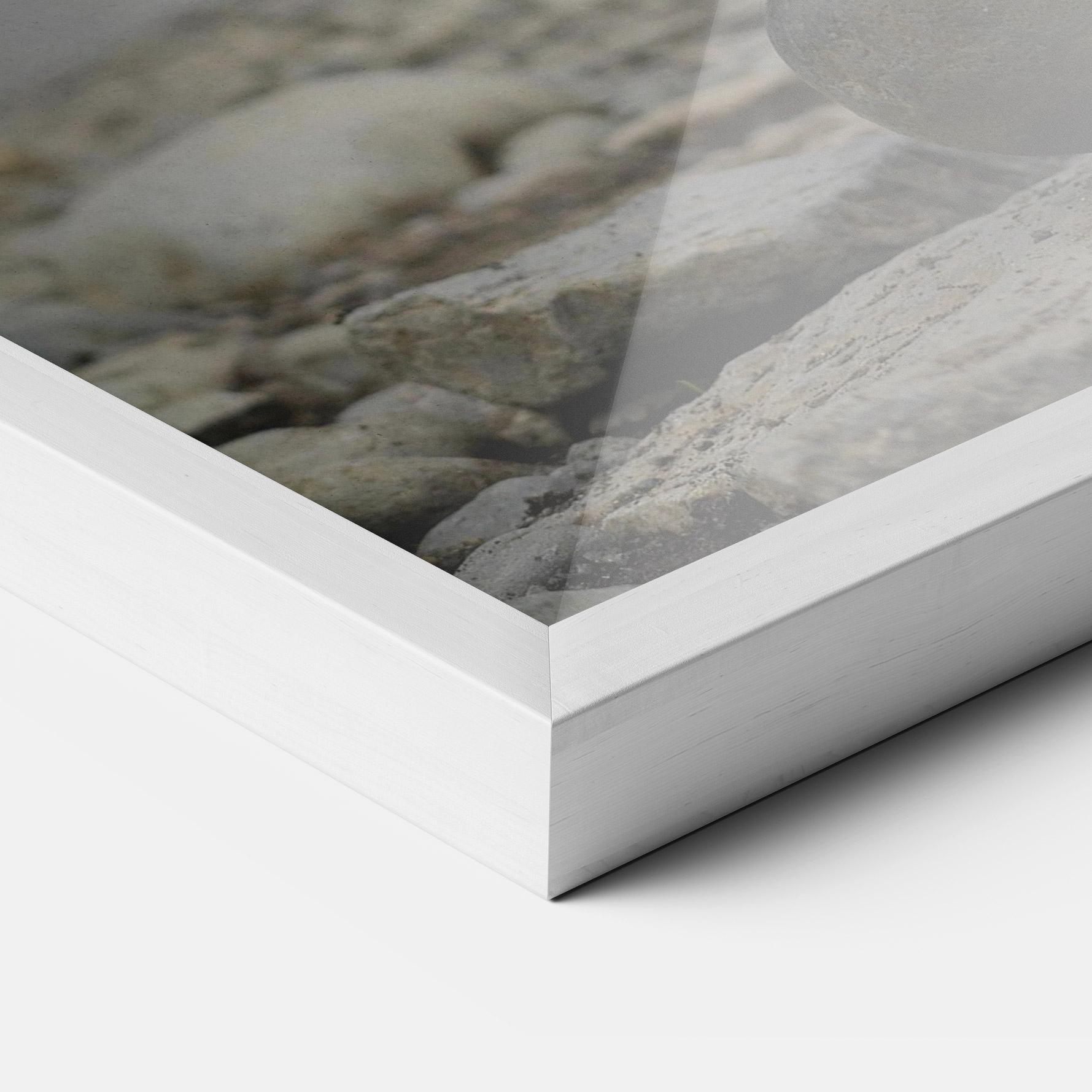 Gerahmte Poster Balanced Rocks Waterfall mockup 3