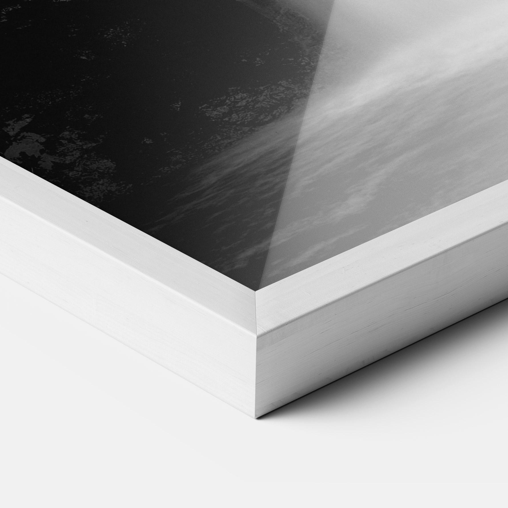 Gerahmte Poster Black Rock Waterfall View mockup 3