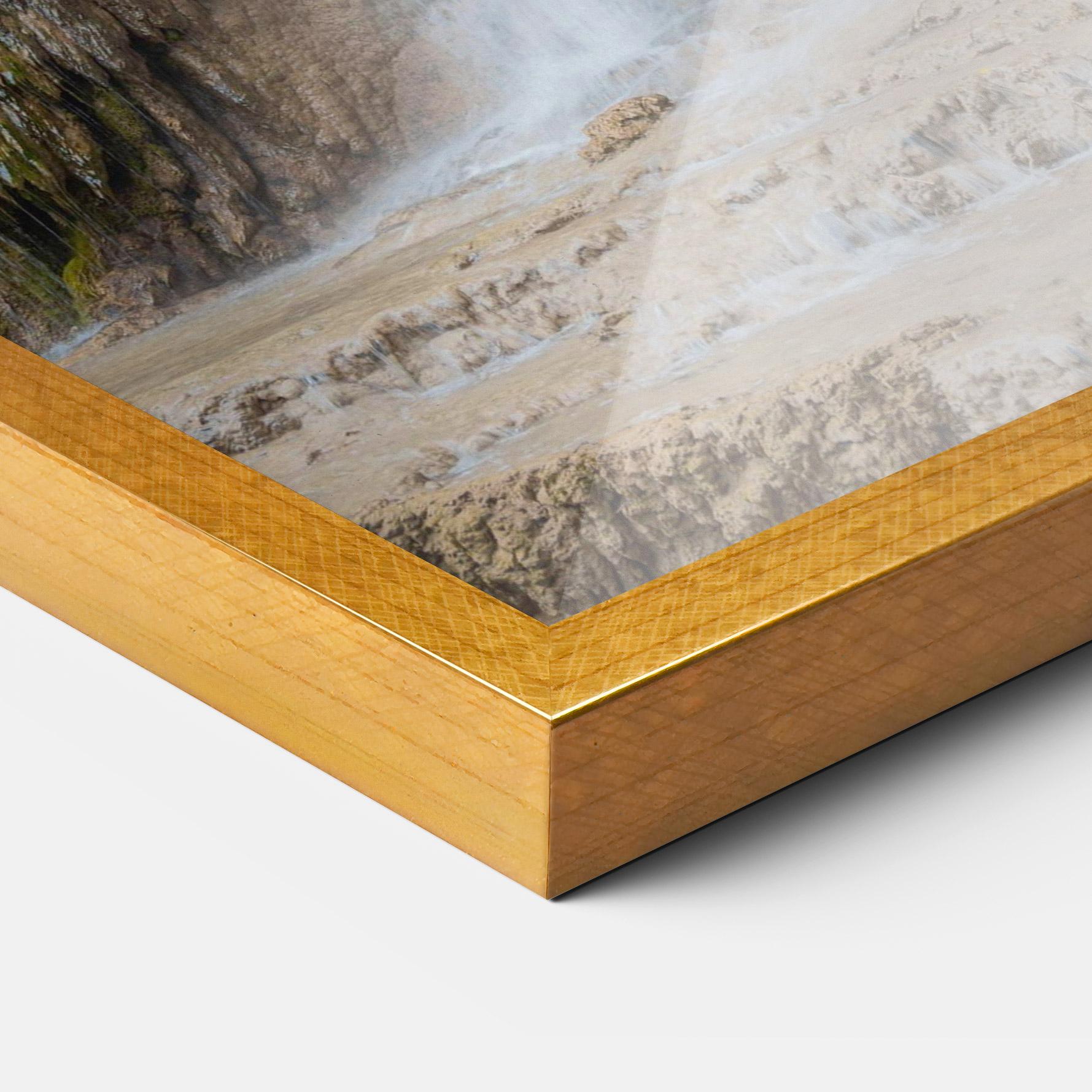 Gerahmte Poster Forest Waterfall View mockup 3