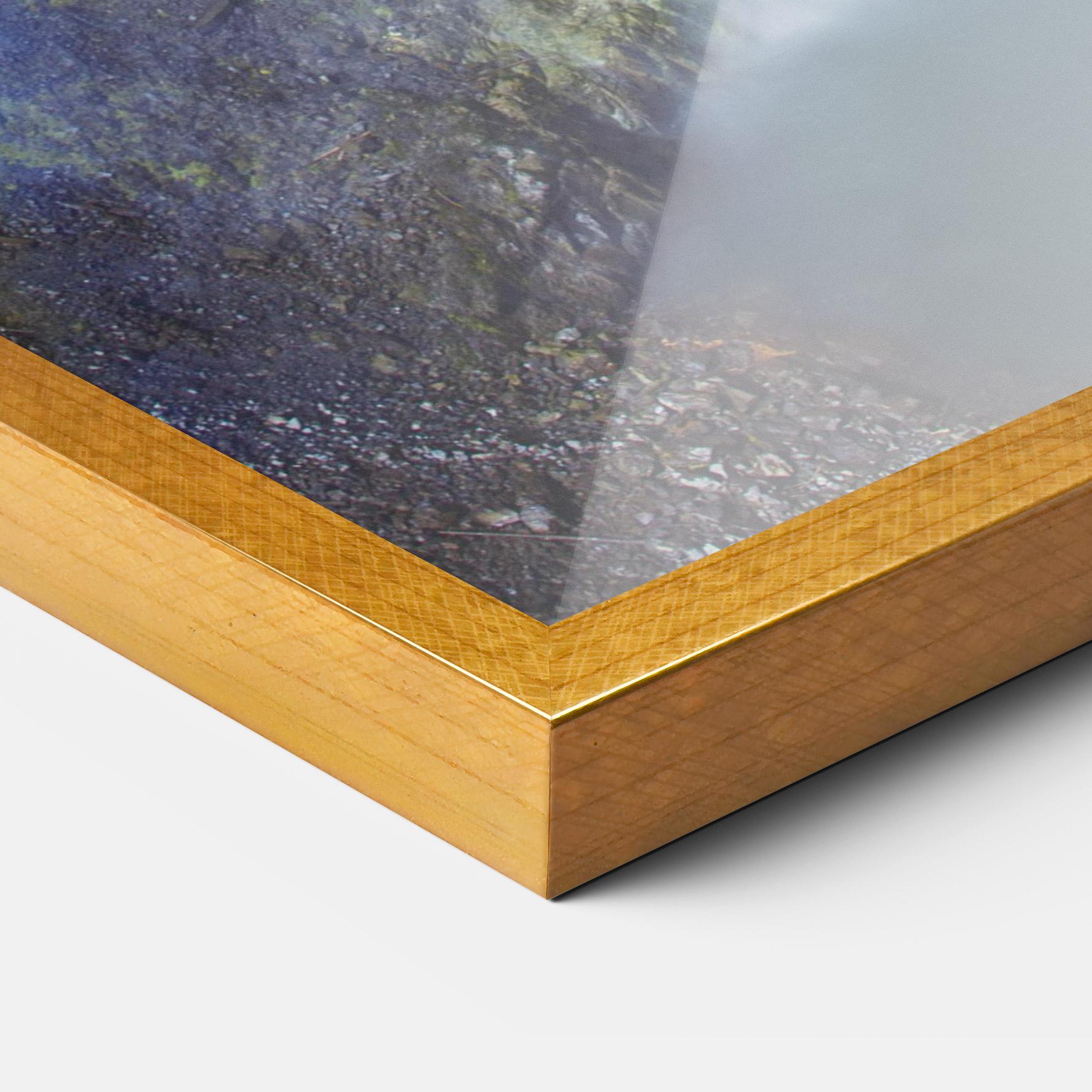 Gerahmte Poster Pretty Rainbow Waterfall mockup 3