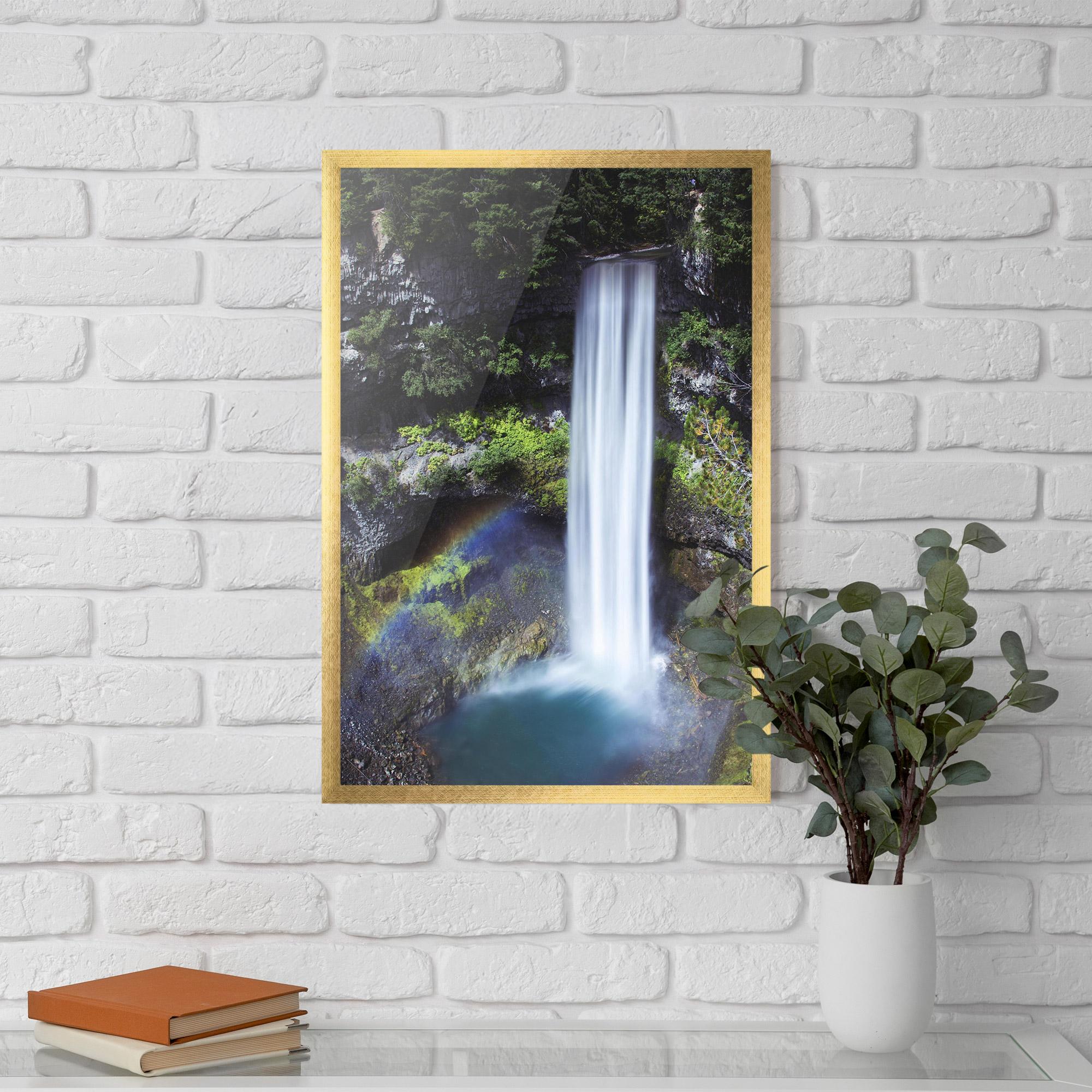 Gerahmte Poster Pretty Rainbow Waterfall mockup 5