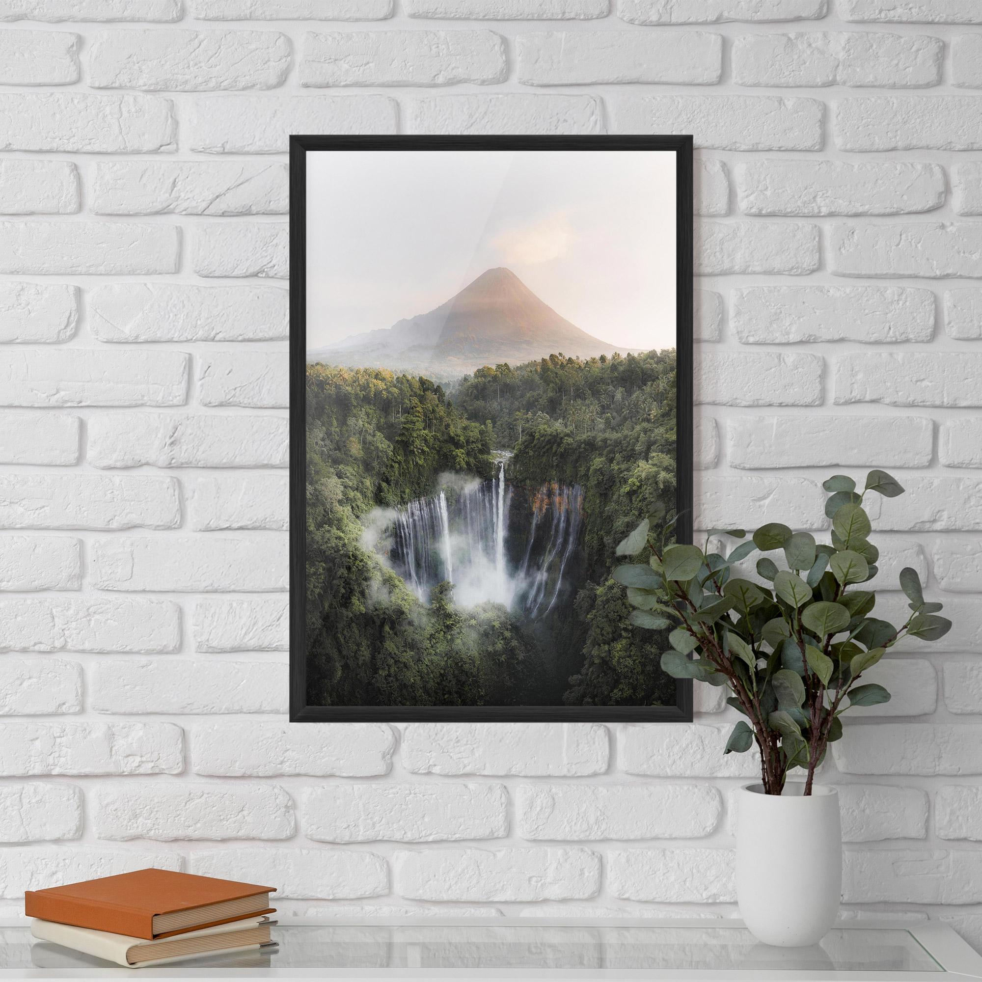 Gerahmte Poster Vulcano Waterfall mockup 5
