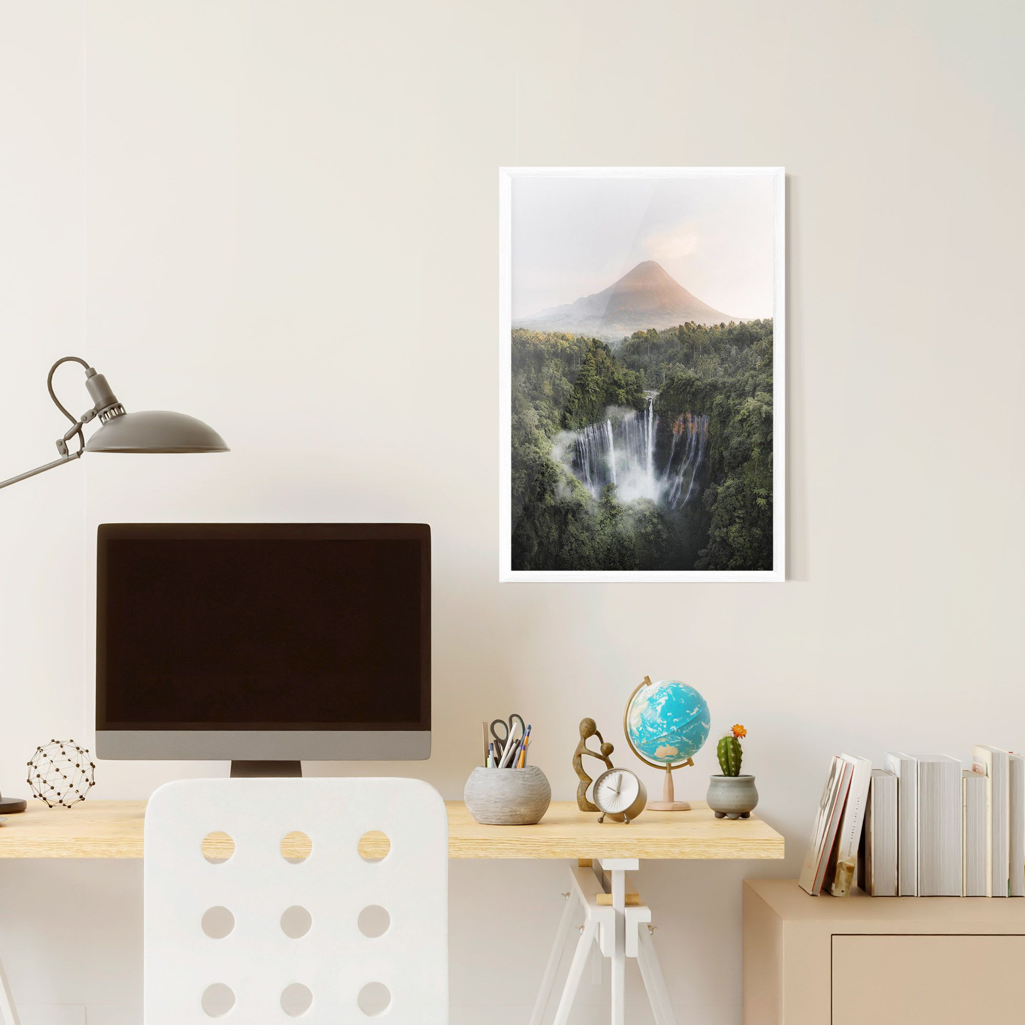 Vulcano Waterfall mockup 6