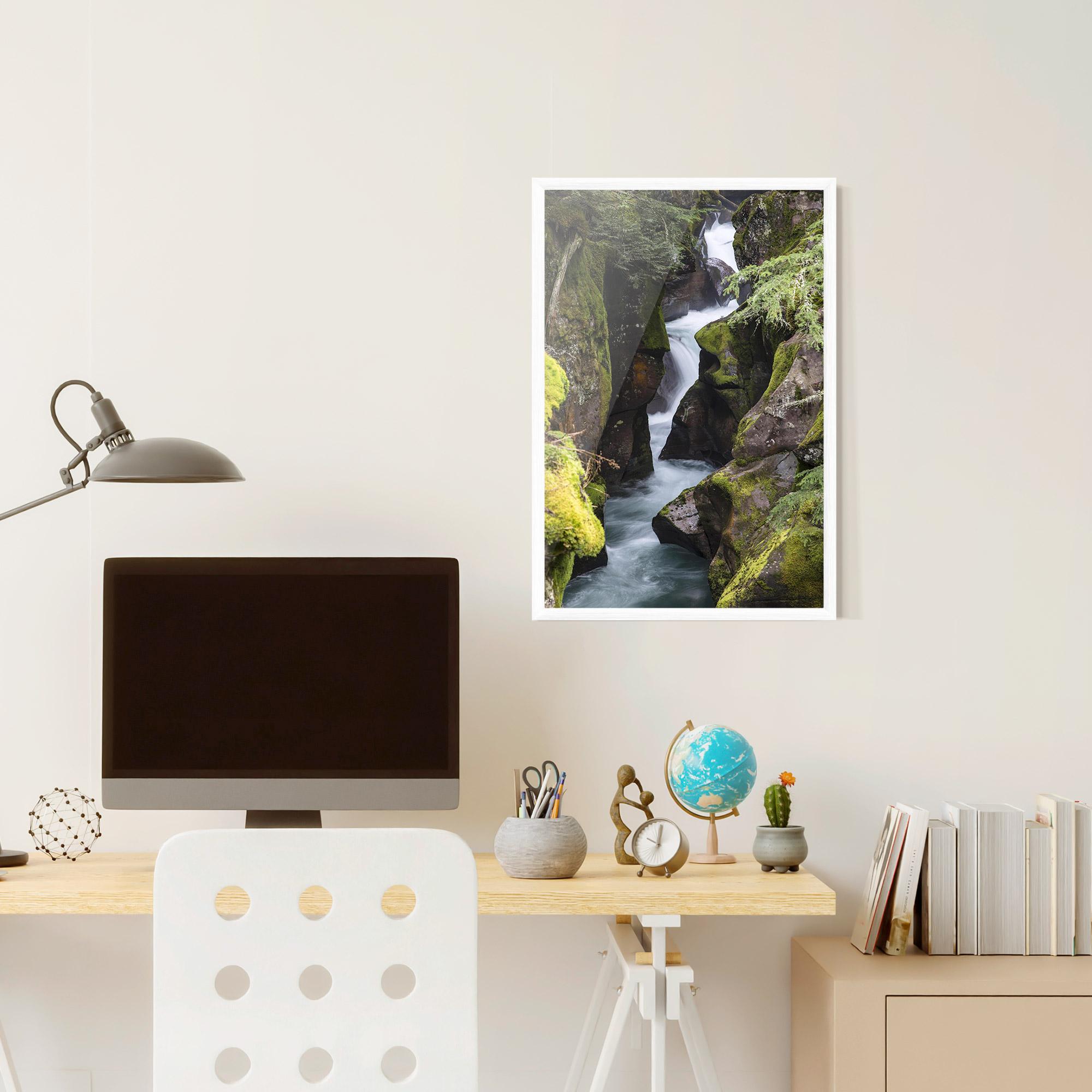 Gerahmte Poster Water Falling Forest mockup 6