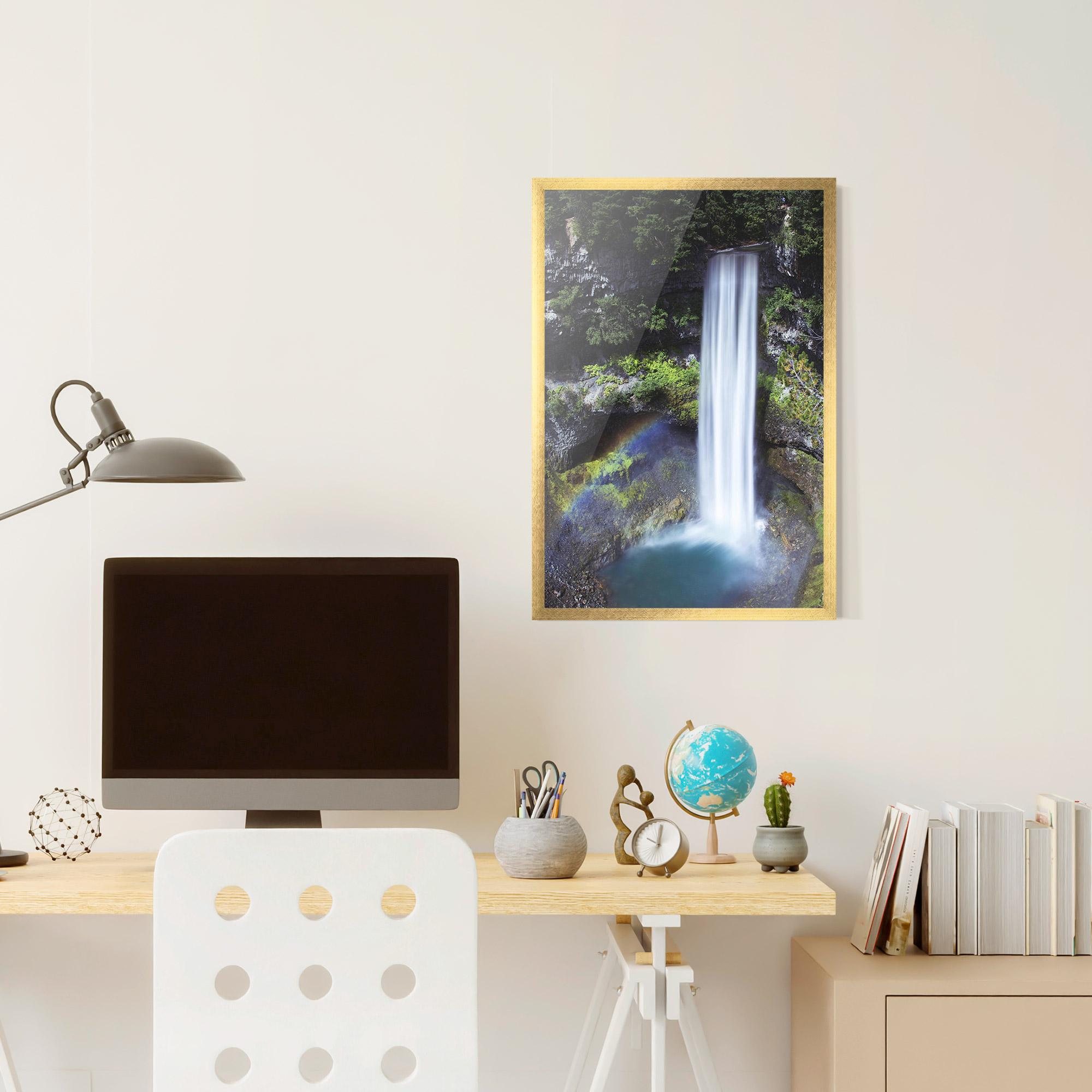 Gerahmte Poster Pretty Rainbow Waterfall mockup 6