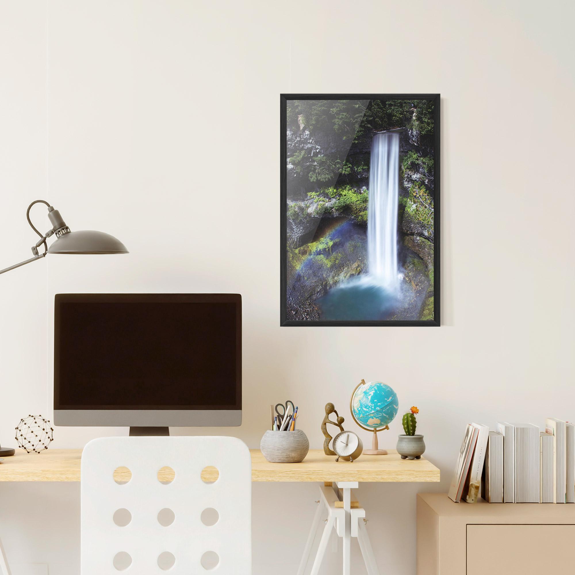 Gerahmte Poster Pretty Rainbow Waterfall mockup 6