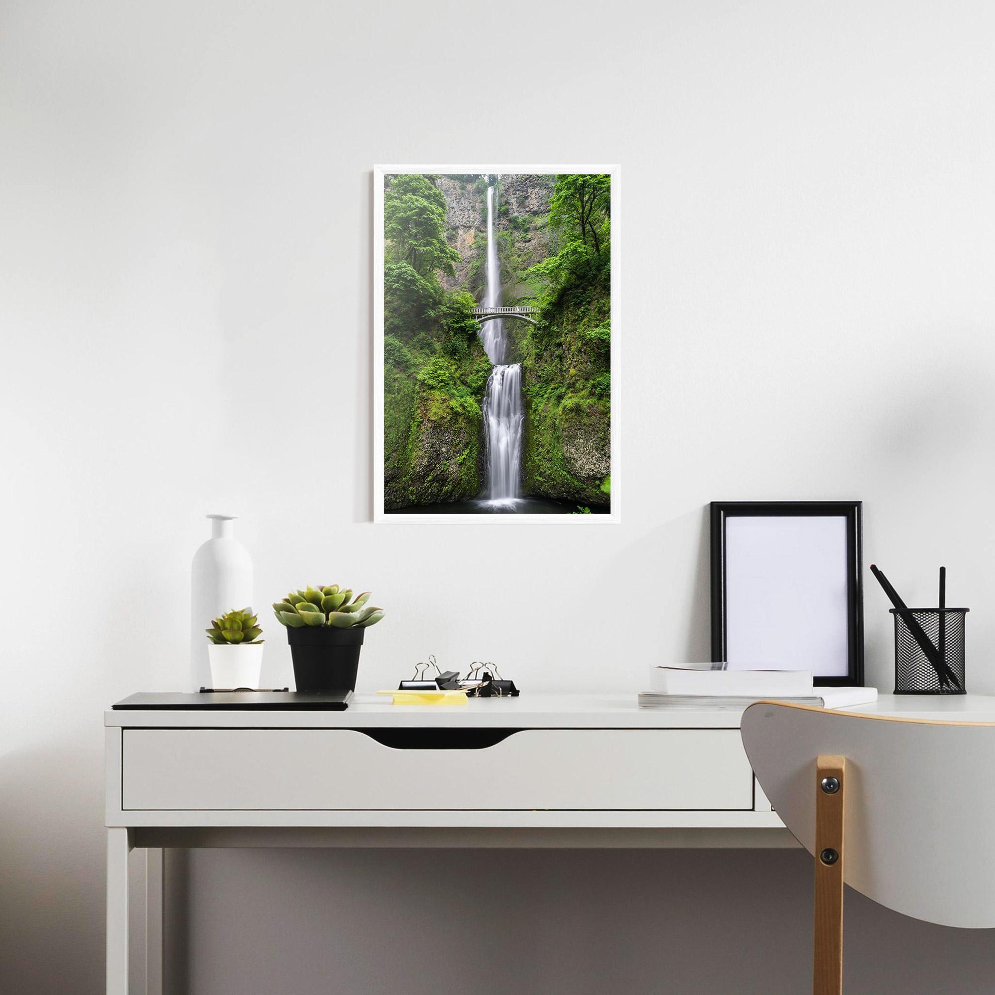Gerahmte Poster Green Leaves Bridge View mockup 7