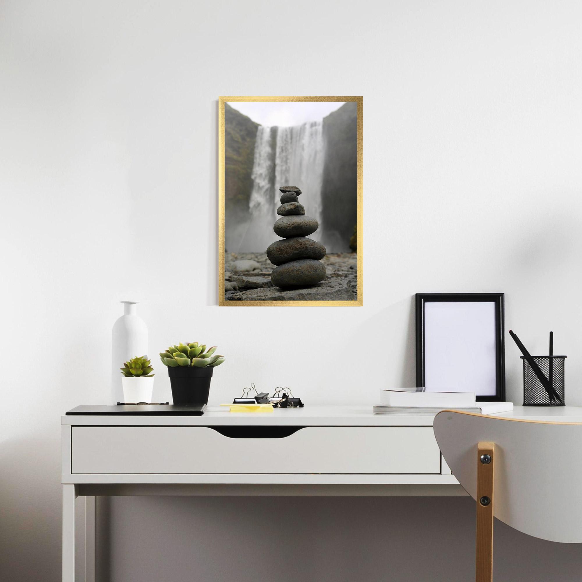 Gerahmte Poster Balanced Rocks Waterfall mockup 7