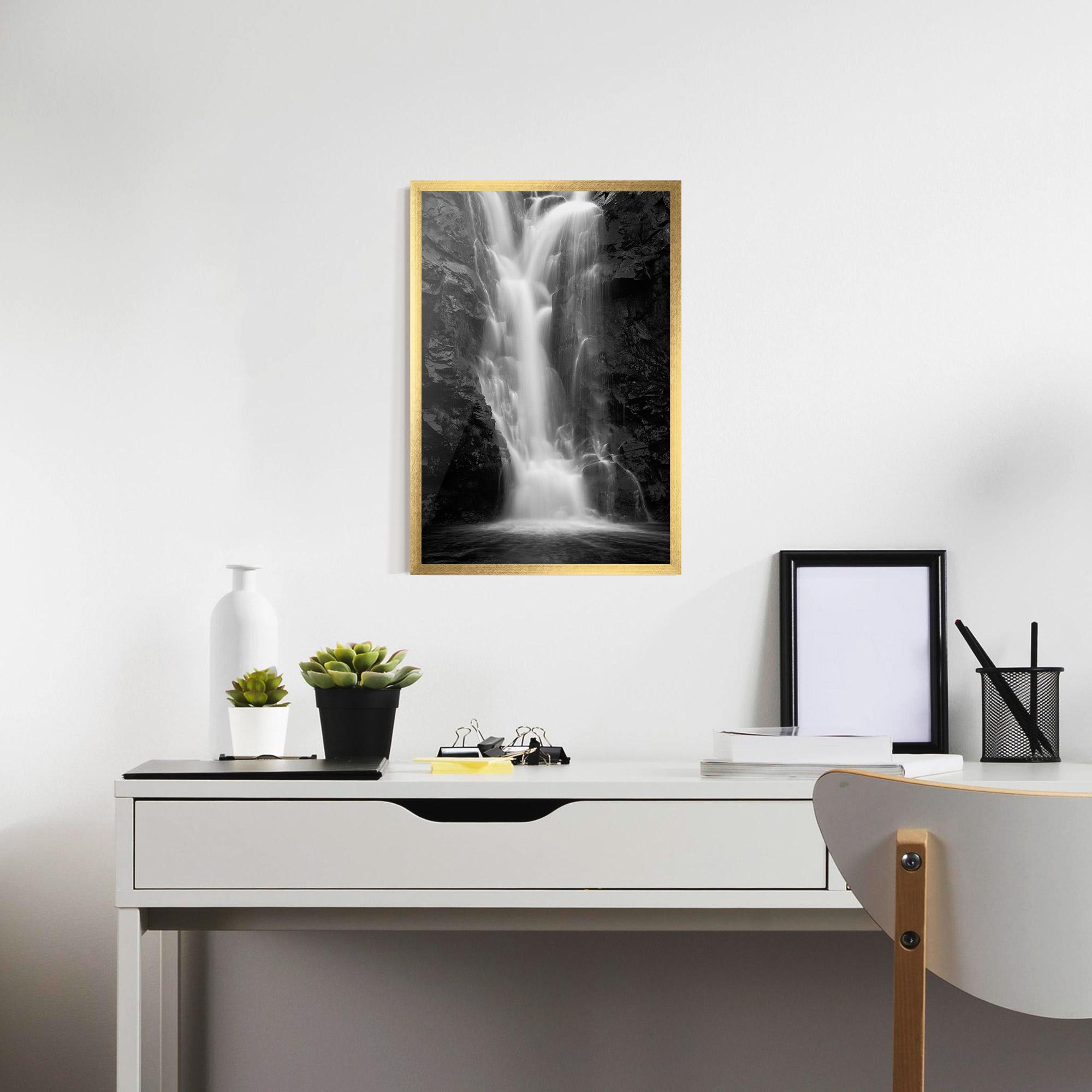 Gerahmte Poster Black Rock Waterfall View mockup 7