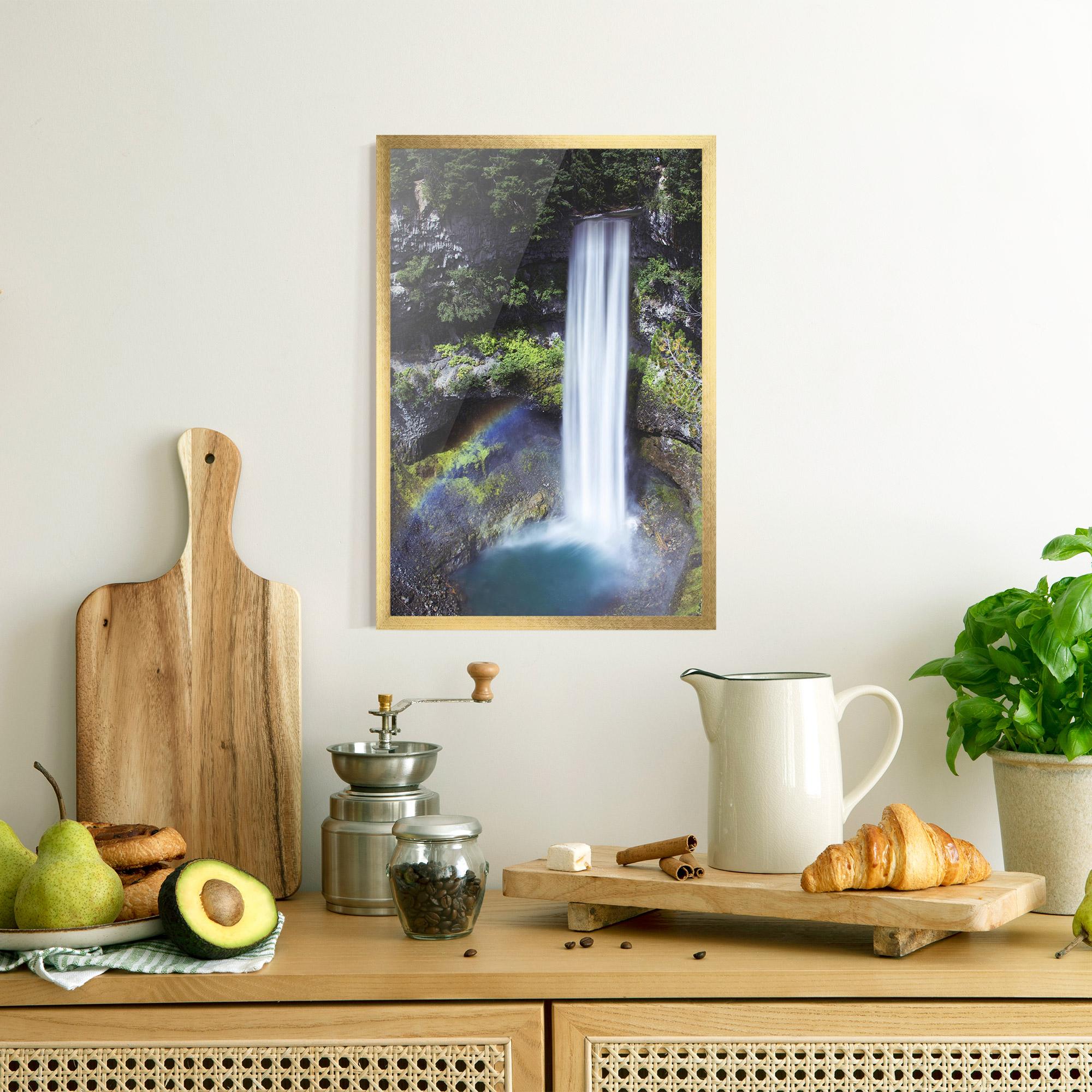 Gerahmte Poster Pretty Rainbow Waterfall mockup 8