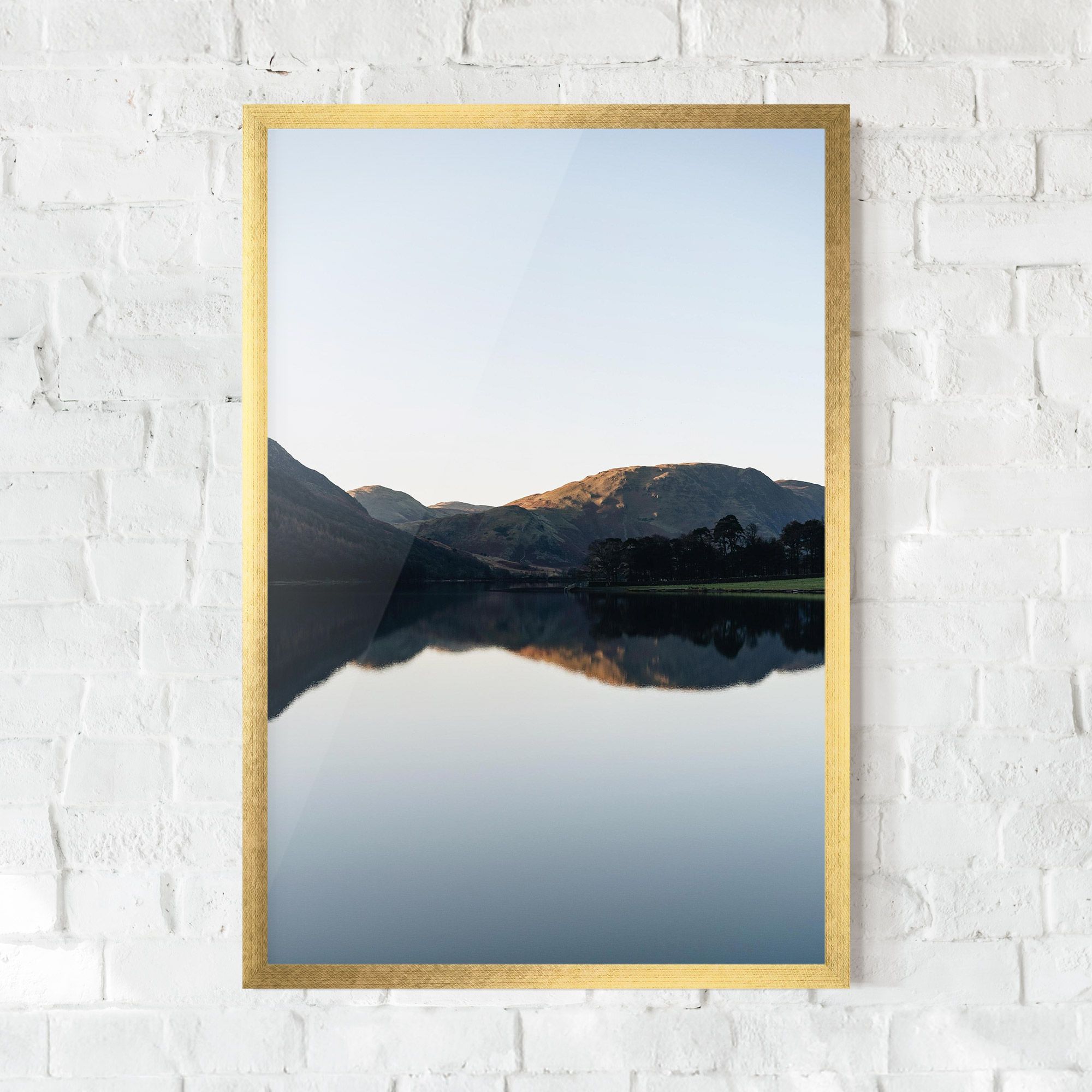Nice Lake mockup 0