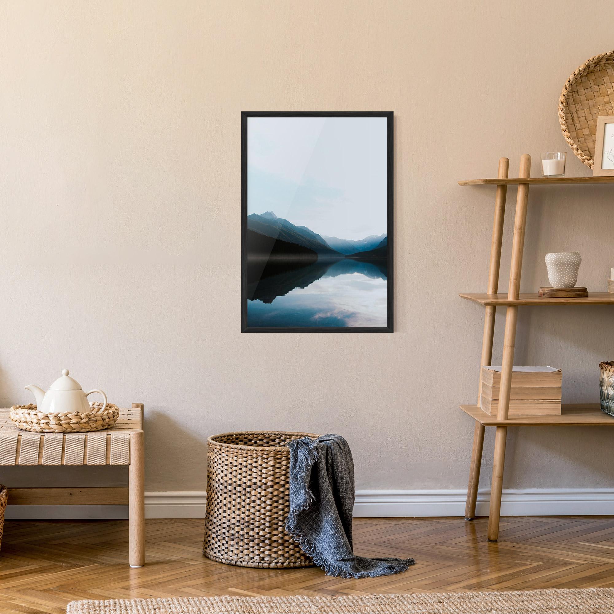 Gerahmte Poster Foggy Blue Light mockup 9