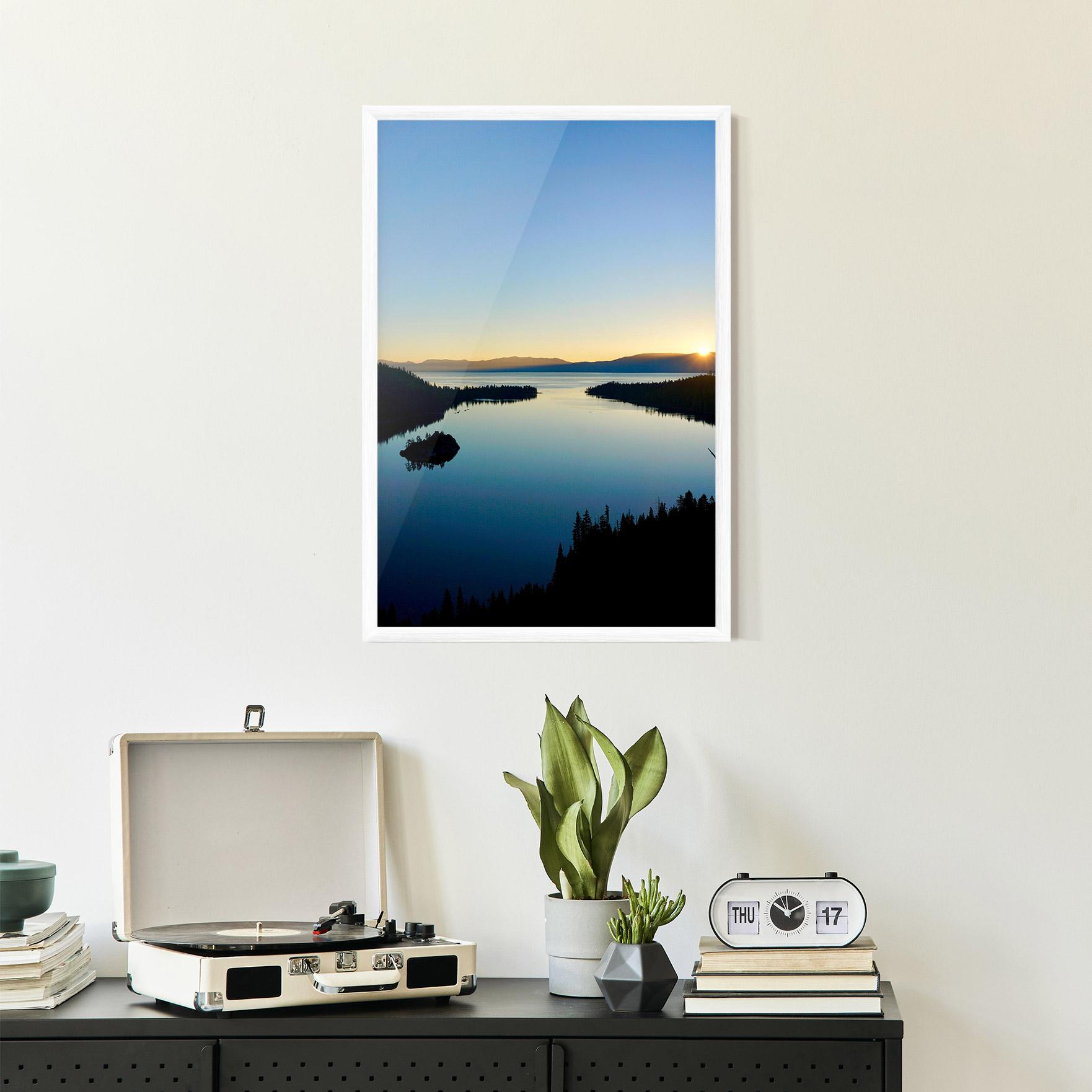Gerahmte Poster Blue Sky Lake mockup 2