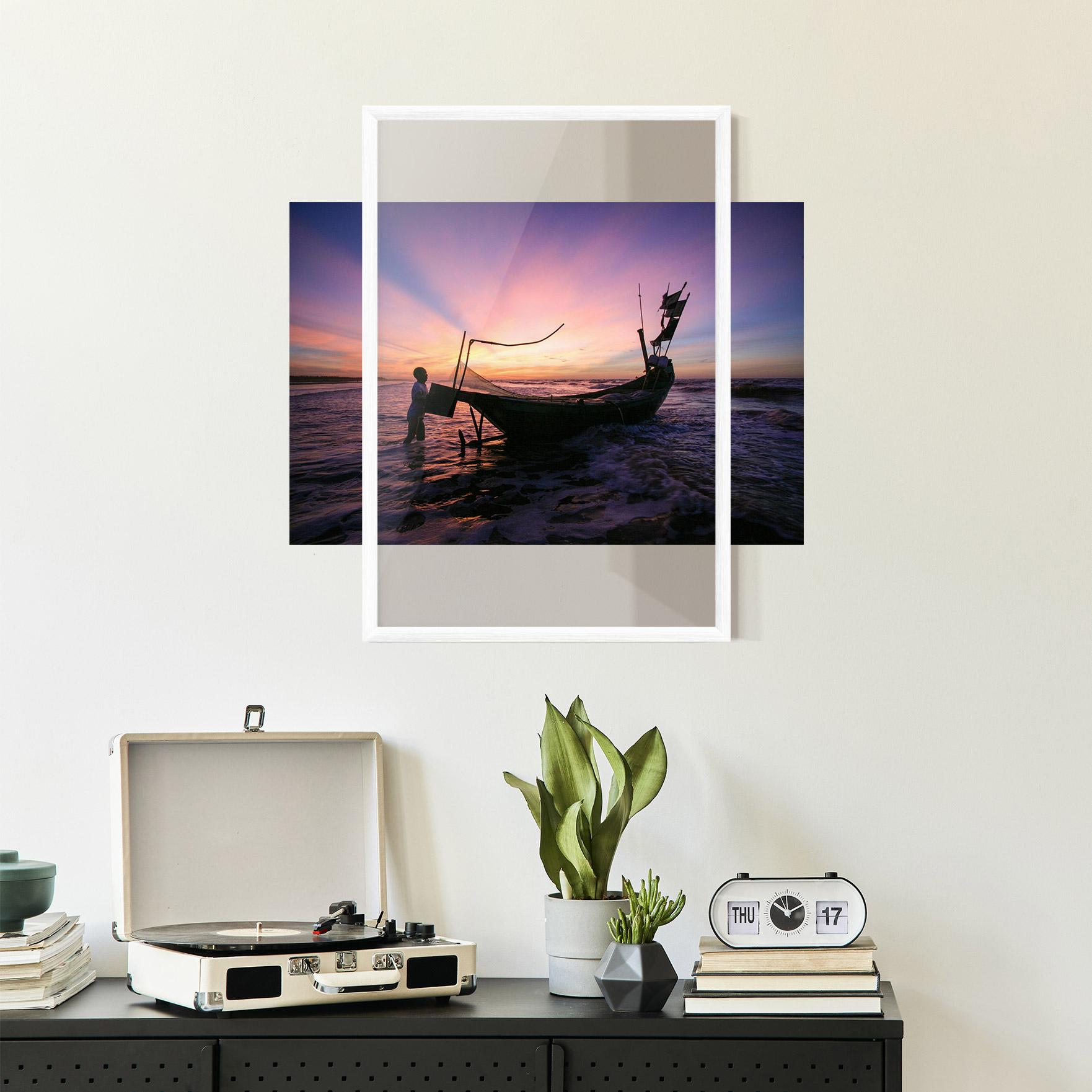 Gerahmte Poster Sailor At Dawn mockup 2