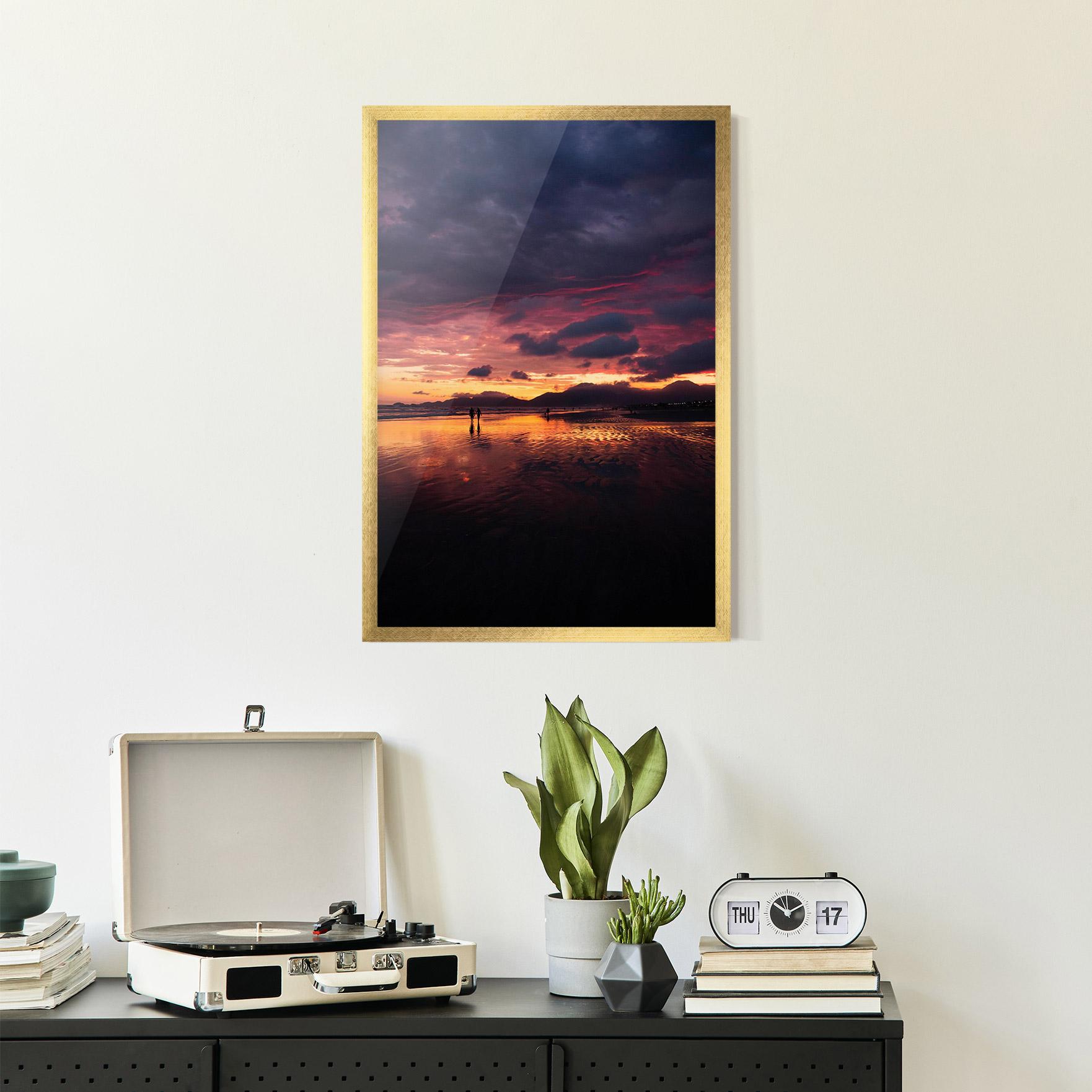 Gerahmte Poster Beach At Sunset mockup 2