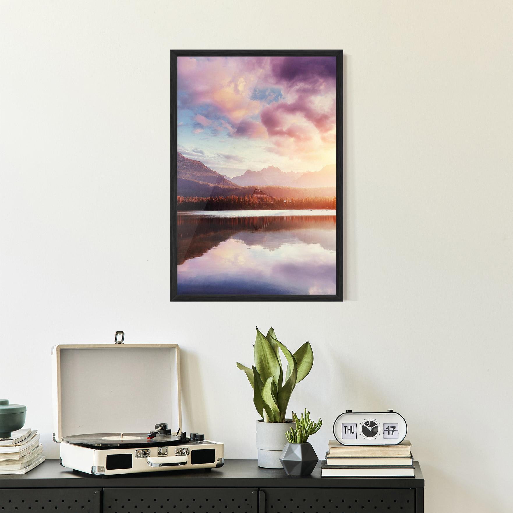 Gerahmte Poster Orange Lake Light mockup 2