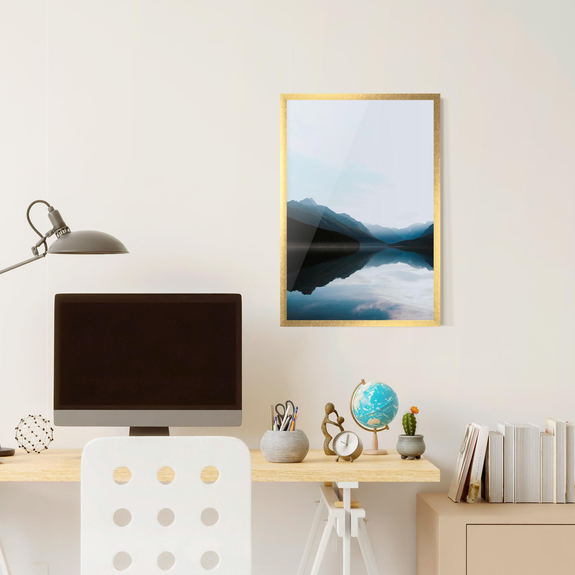 Gerahmte Poster Foggy Blue Light mockup 6