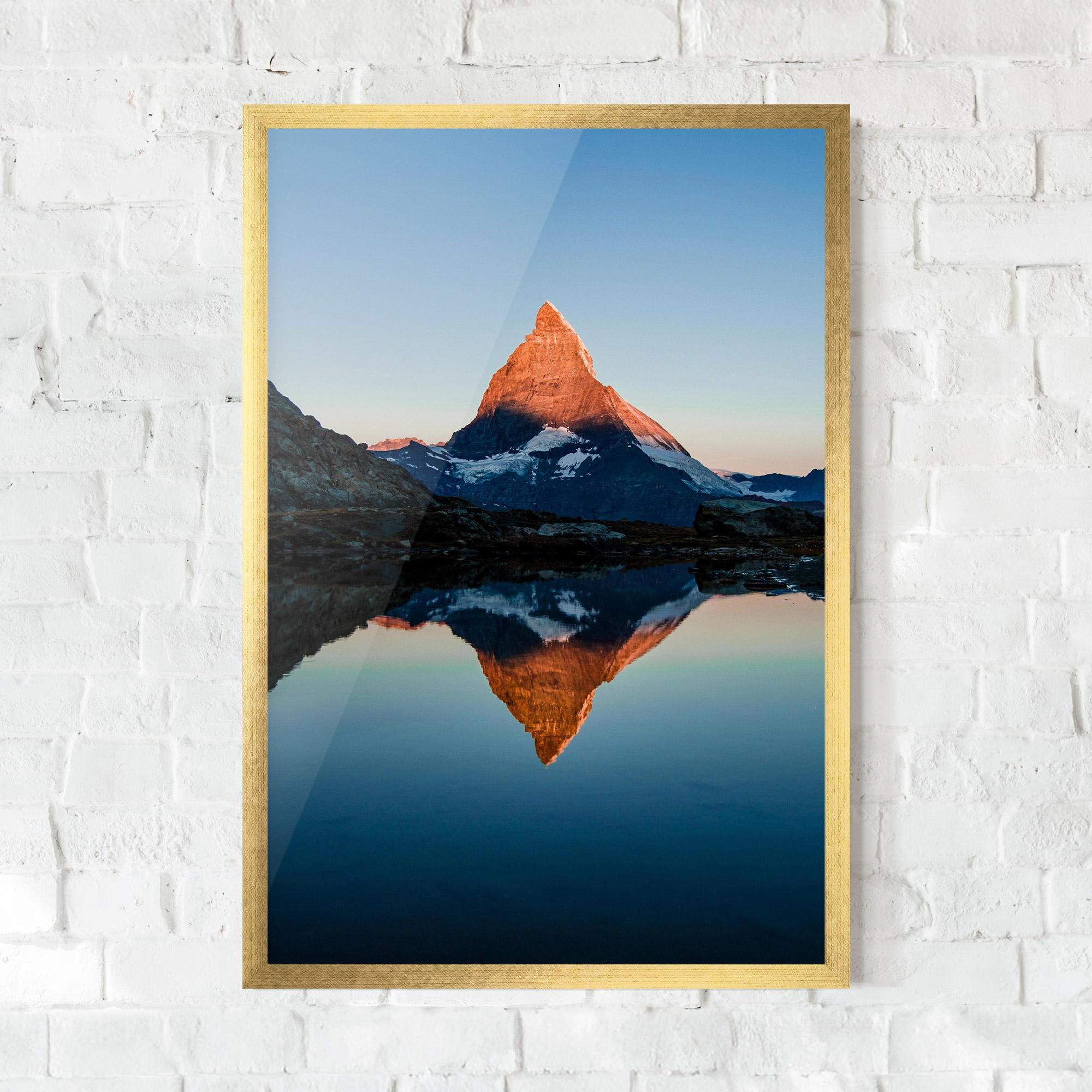 Gerahmte Poster Mirror Mountain mockup 0