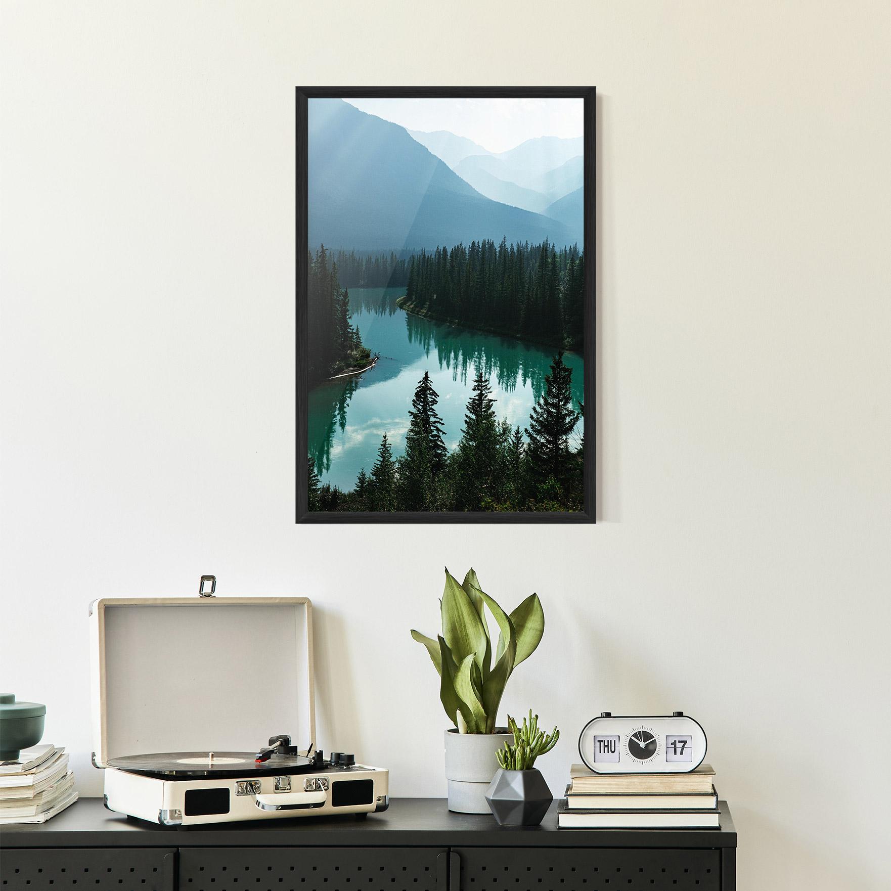 Gerahmte Poster Crystal Lake mockup 2