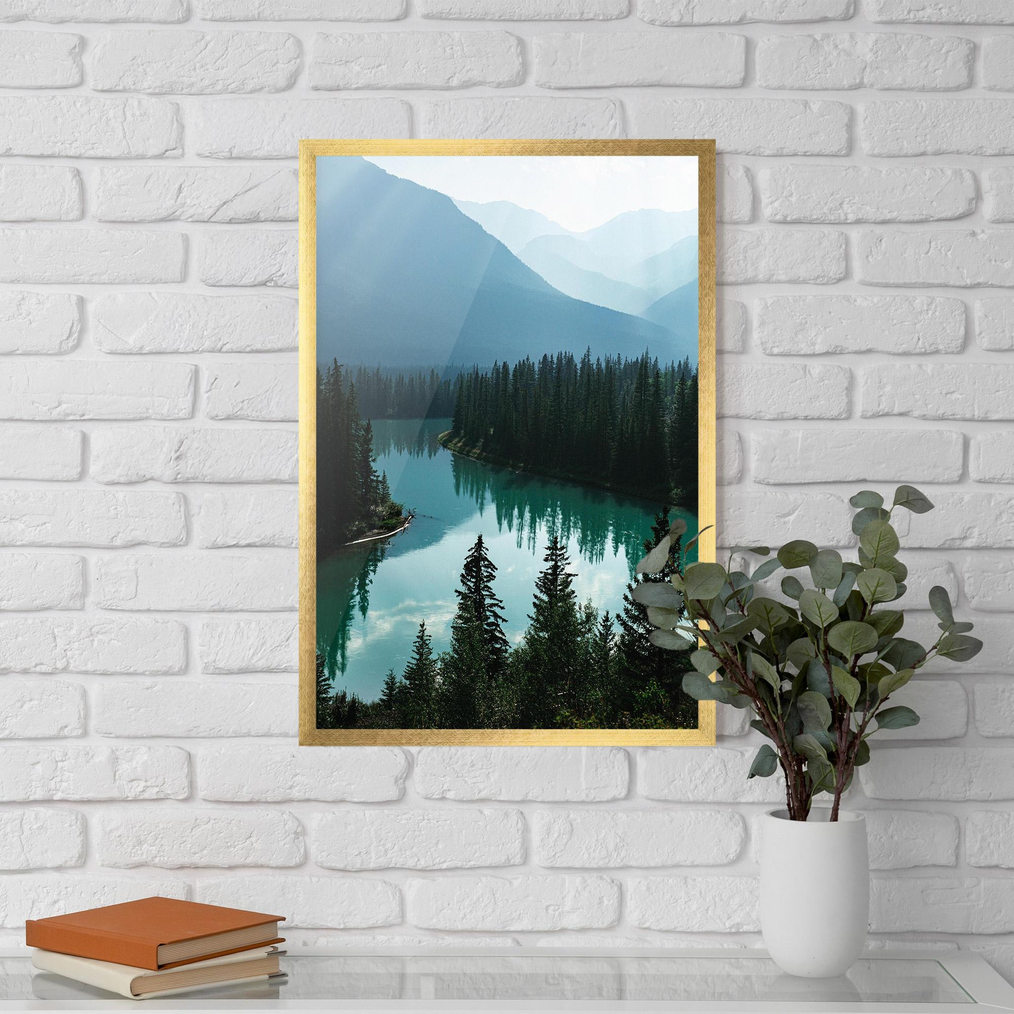 Gerahmte Poster Crystal Lake mockup 5