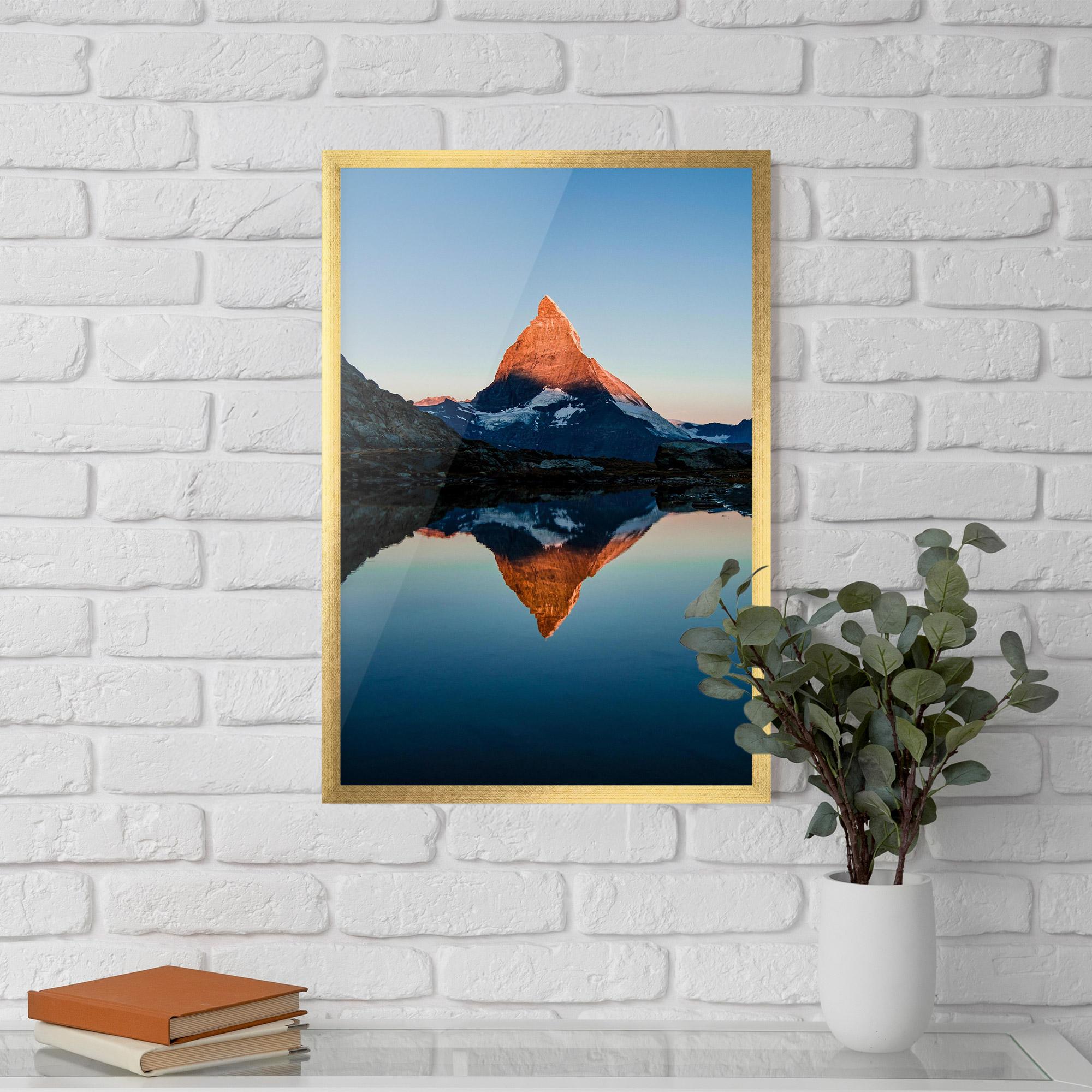 Gerahmte Poster Mirror Mountain mockup 5