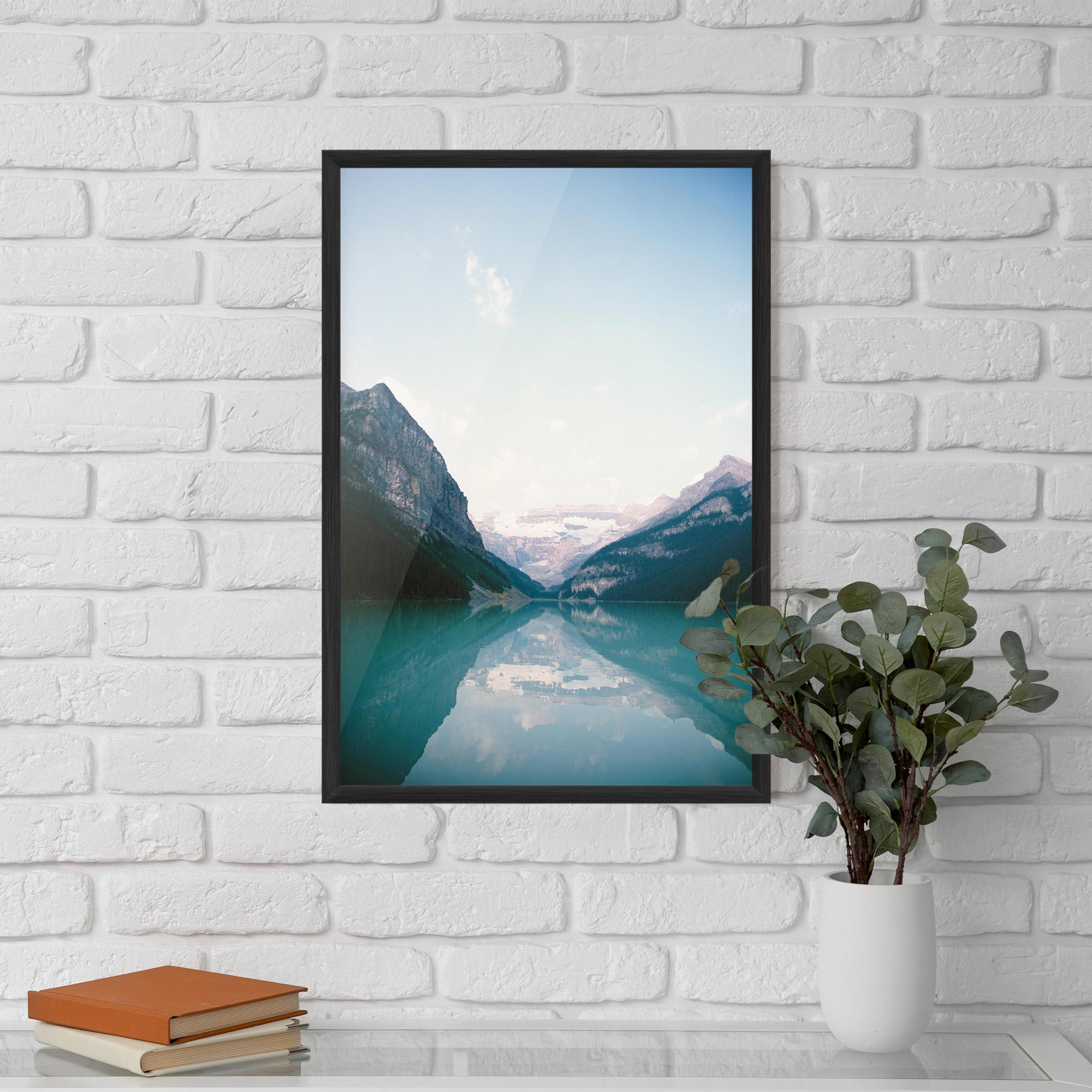 Gerahmte Poster Mountain Valley mockup 5