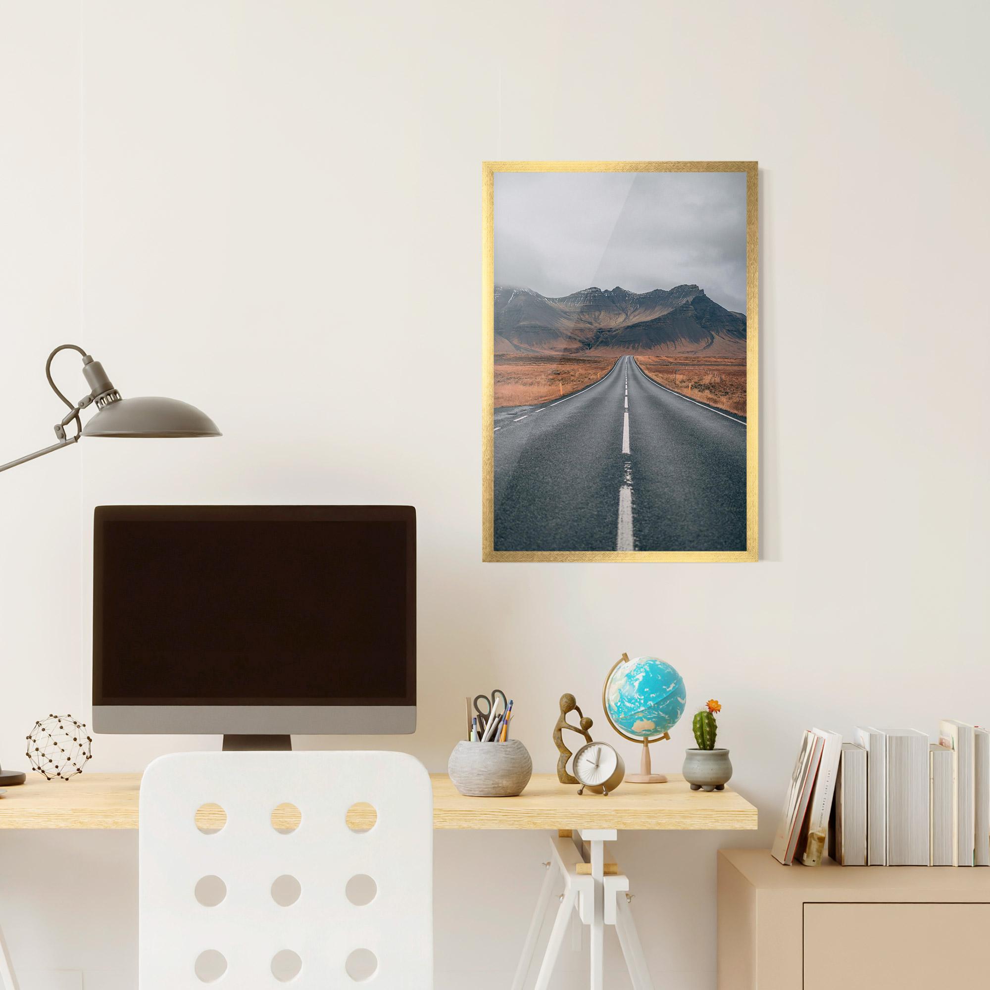 Gerahmte Poster Country Roads mockup 6